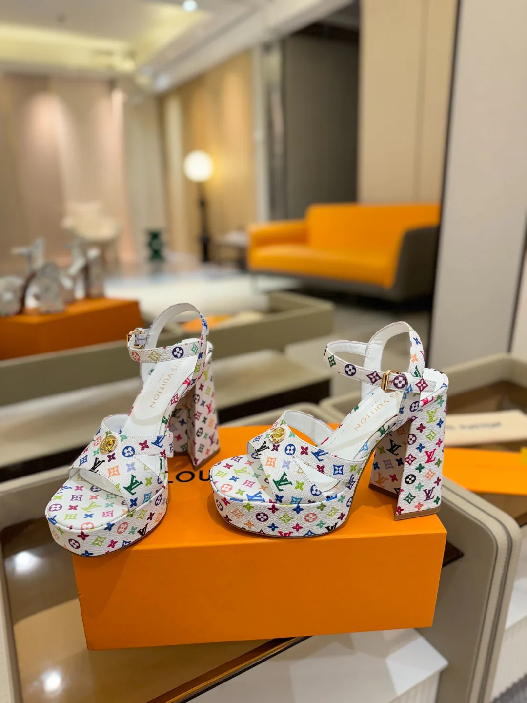 Босоножки Женские Louis Vuitton 10910207