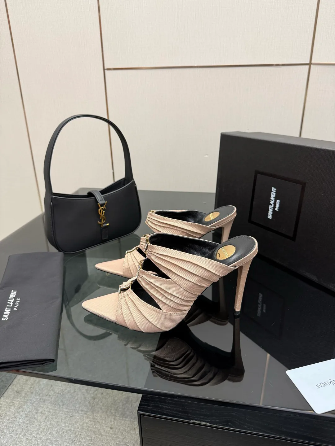 Сандалии Женские Saint Laurent 9317901
