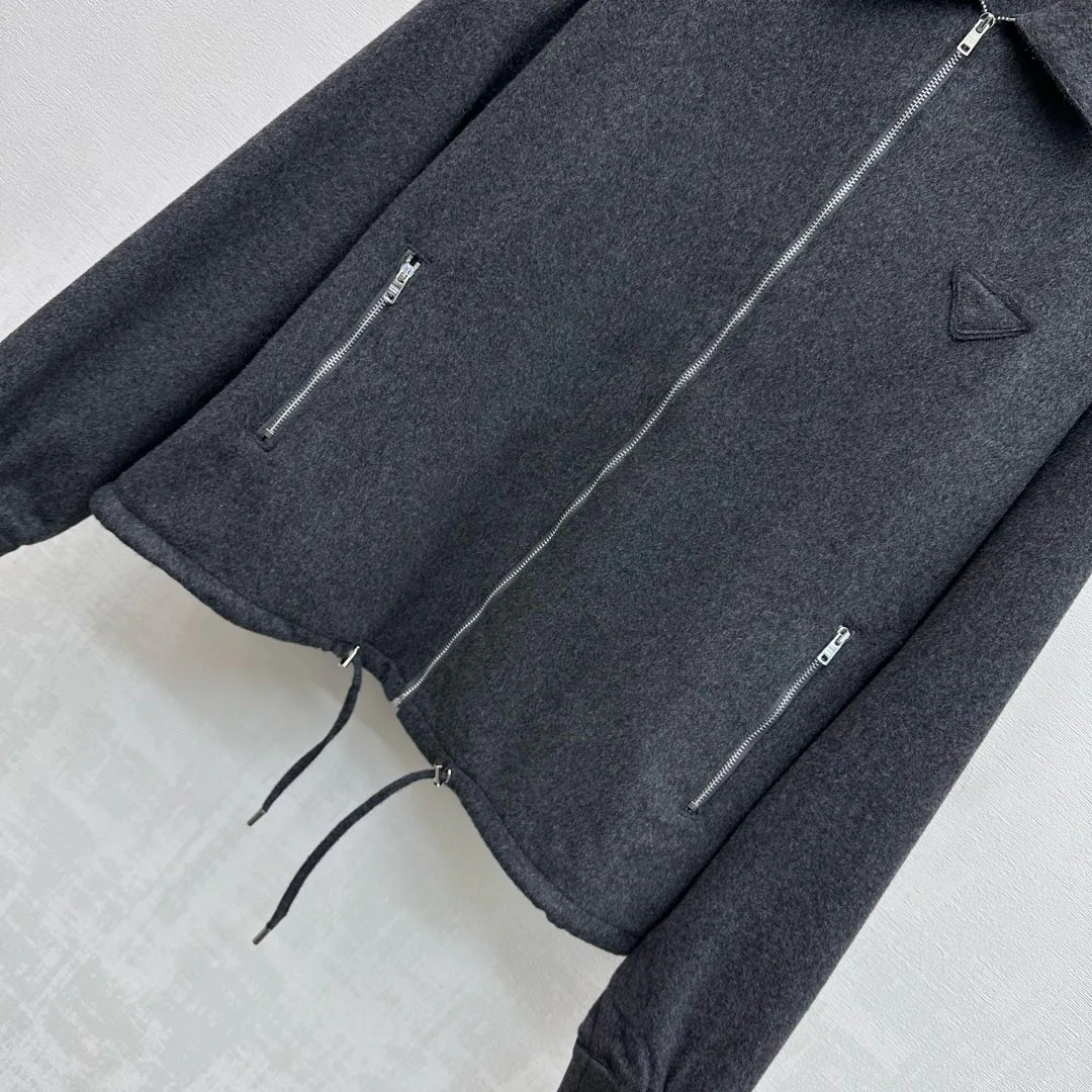 Куртки И Пуховики Женские Prada 1236660