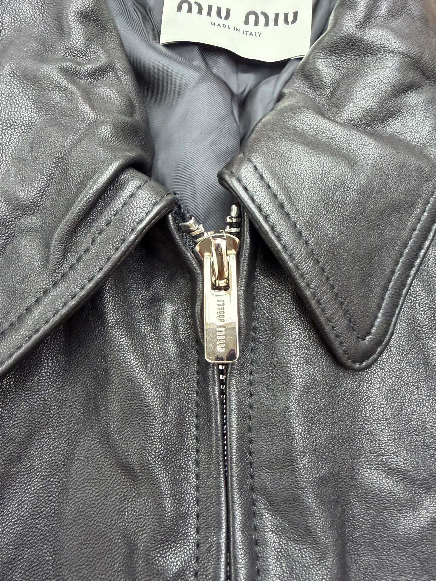 Кожаные Куртки И Дублёнки Женские Miu Miu 17998805