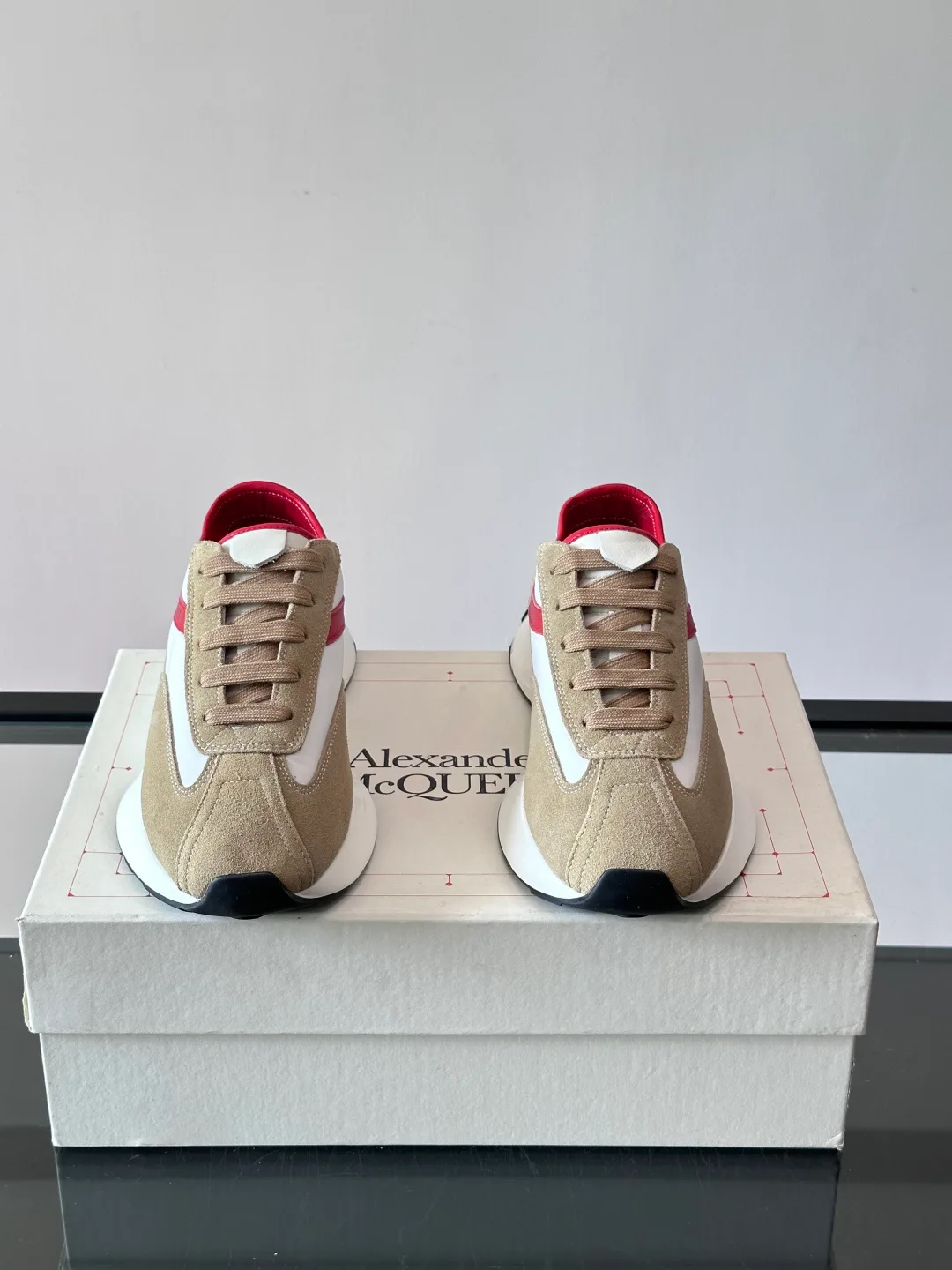 Кроссовки Женские Alexander Mcqueen 17354164