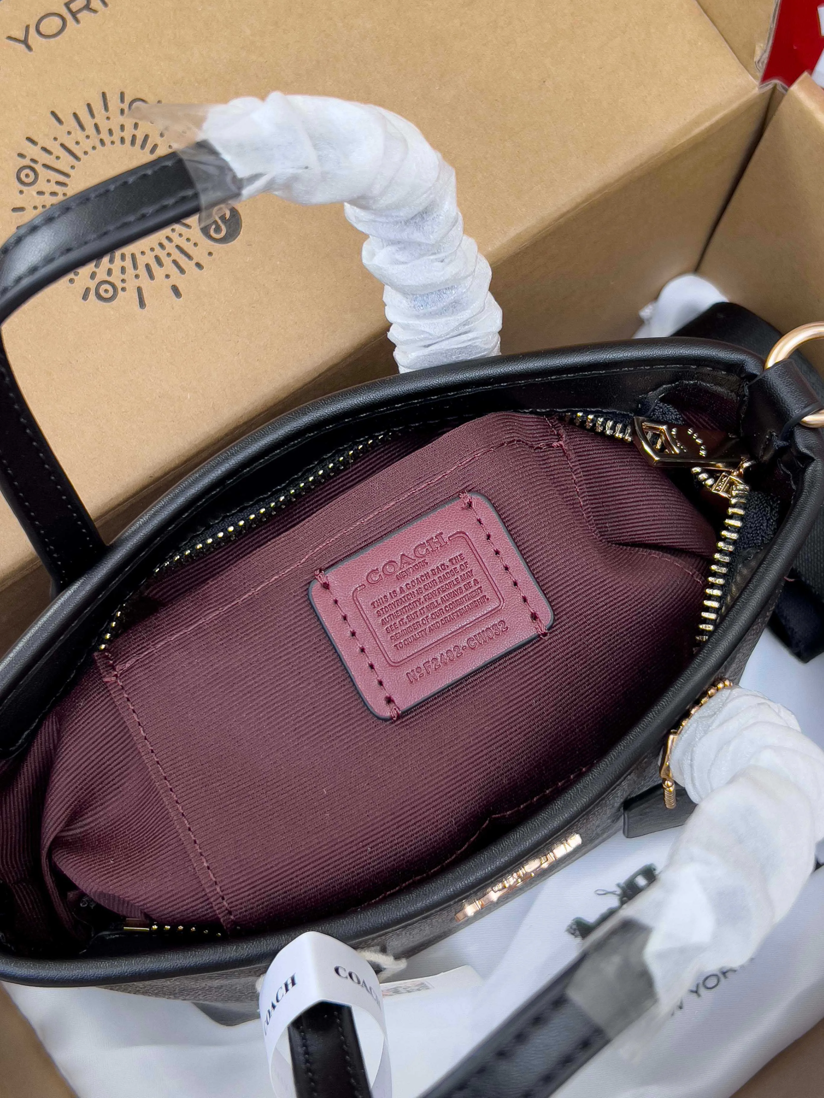 Классические Сумки Женские Coach 17795743