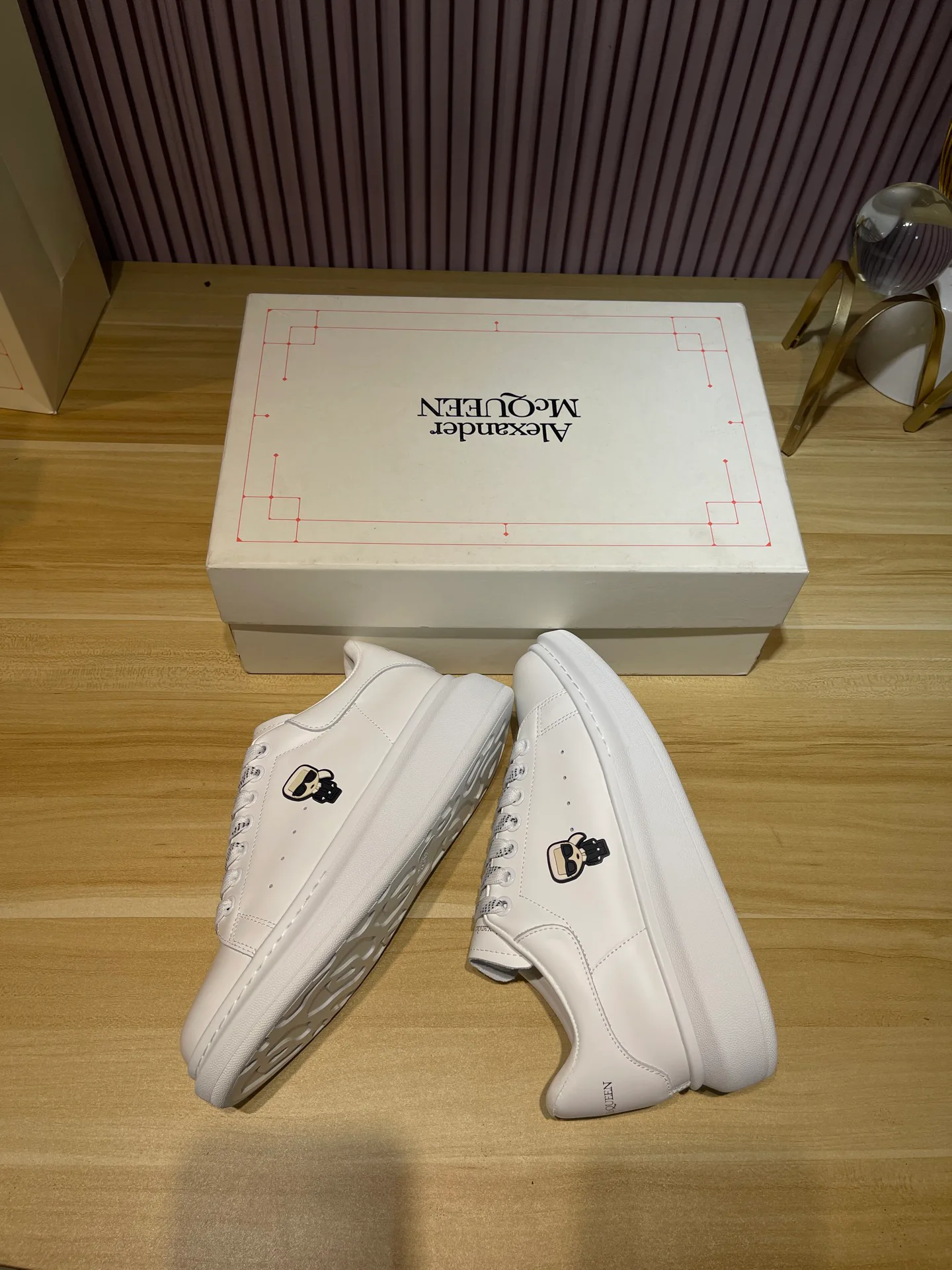 Кроссовки Женские Alexander Mcqueen 18616760