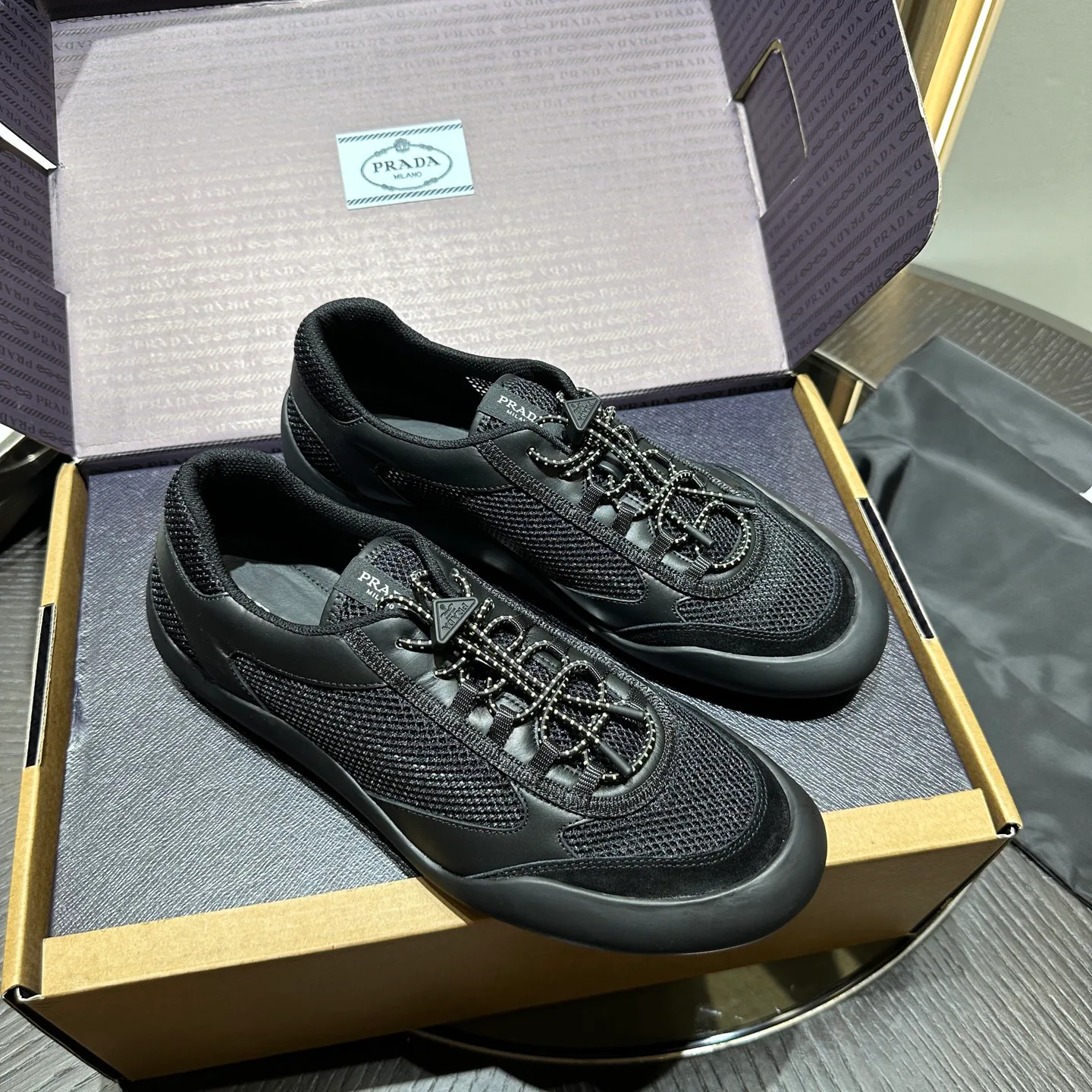 Кроссовки Мужские Prada 18192269