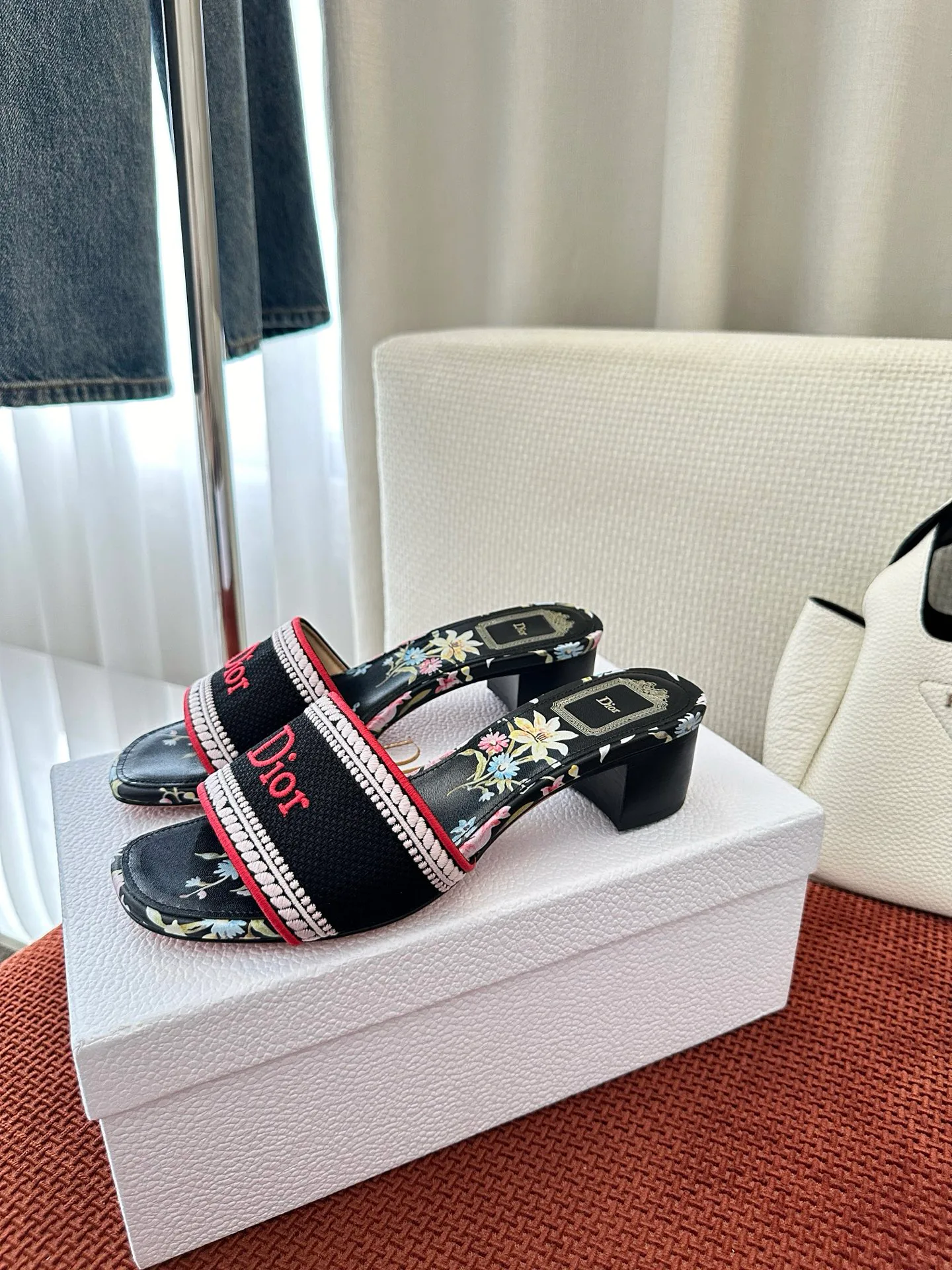 Сандалии Женские Christian Dior 13084449