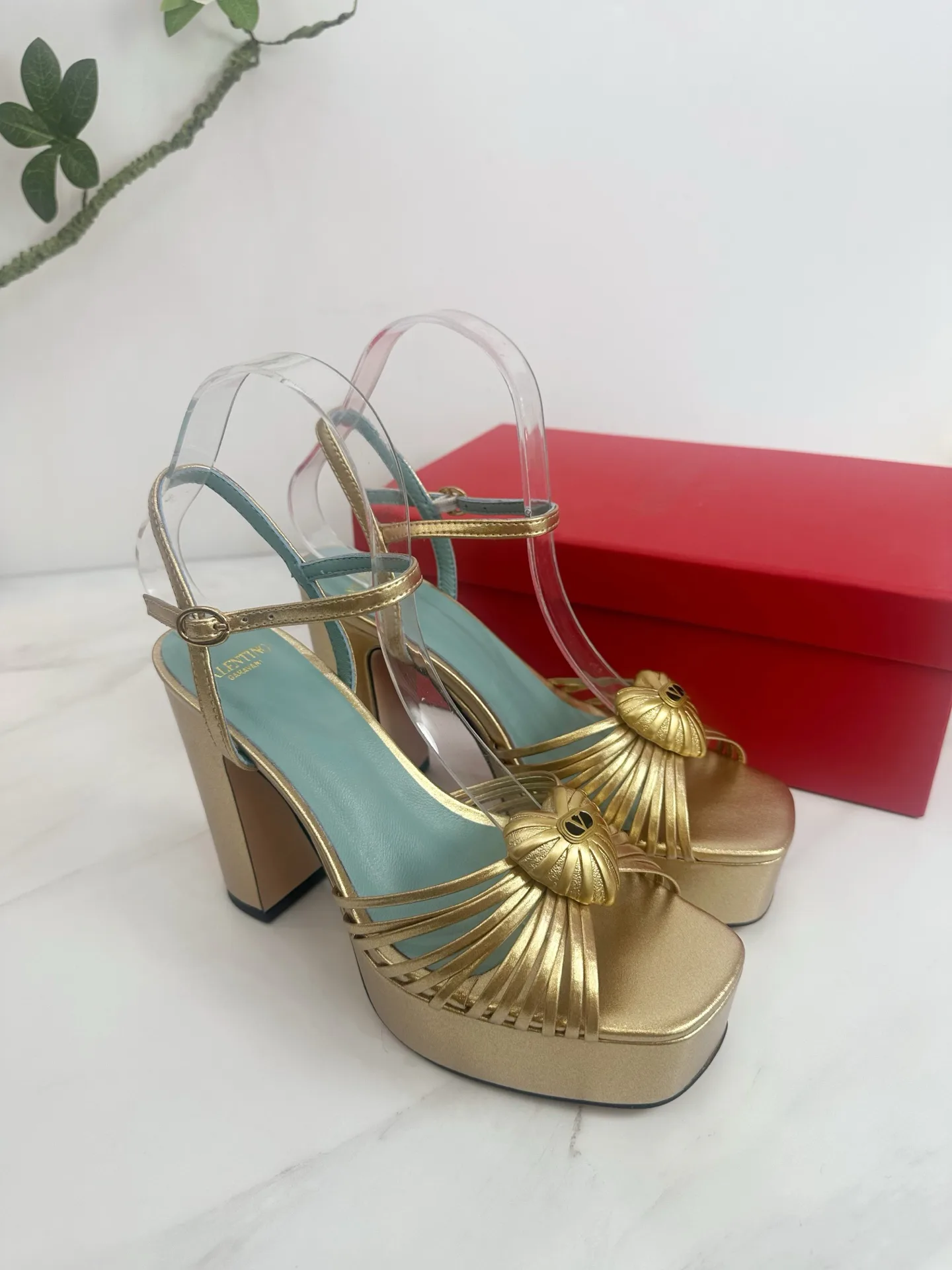 Босоножки Женские Valentino 491451