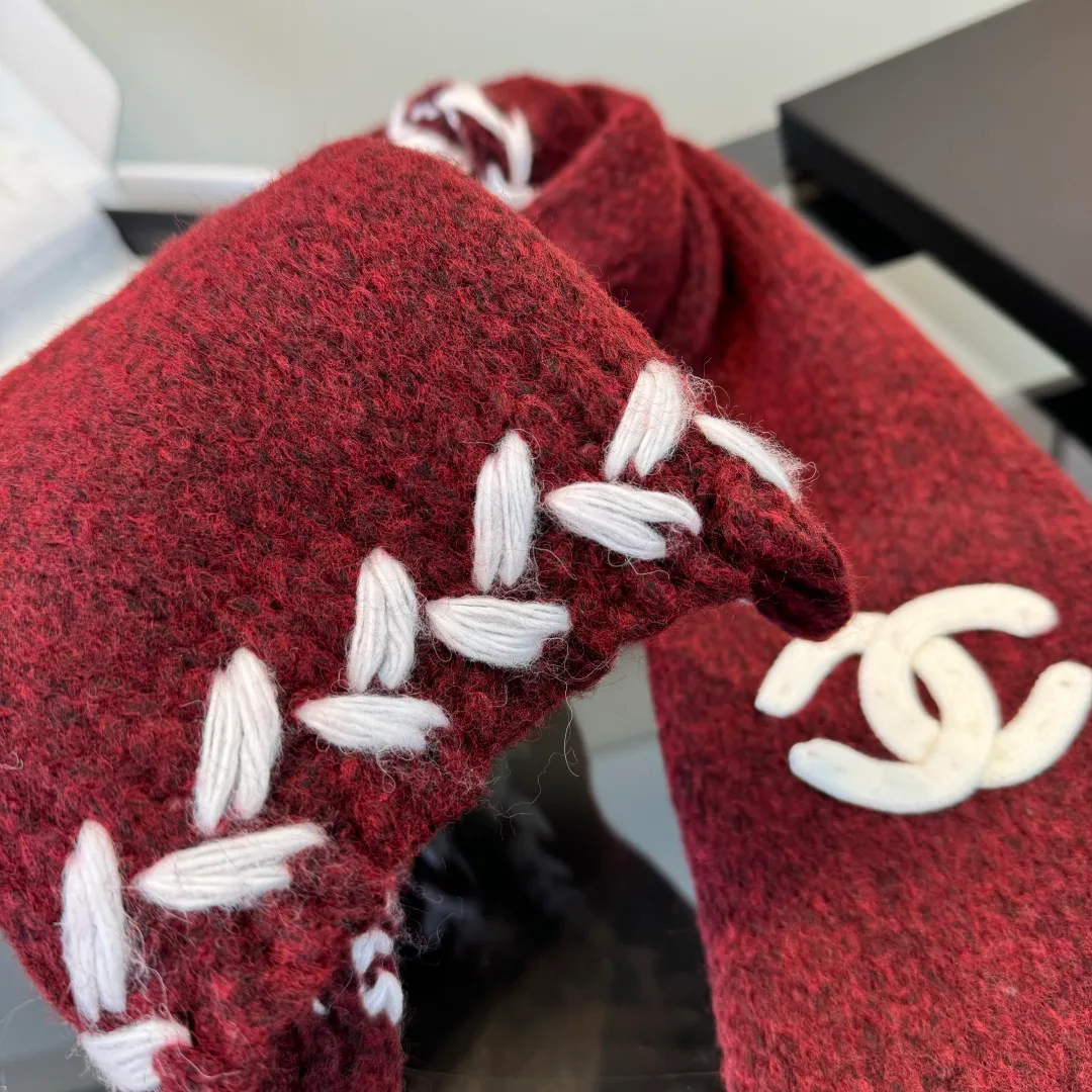 Шарфы Chanel 18275037