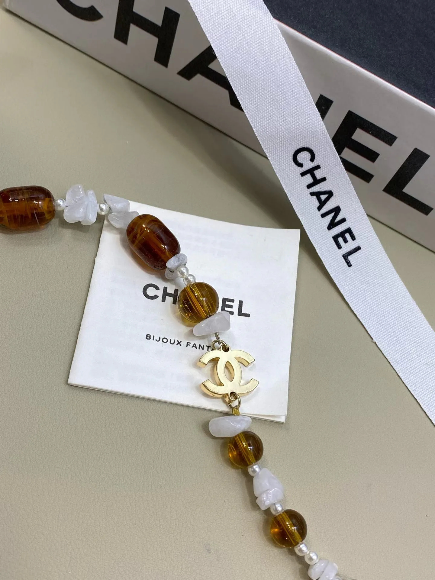Бижутерия Chanel 18351200