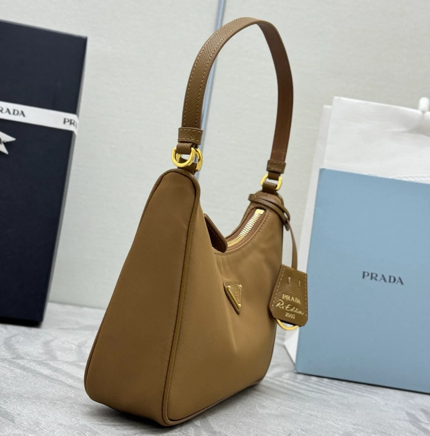 Сумки На Ремне Женские Prada 11682028