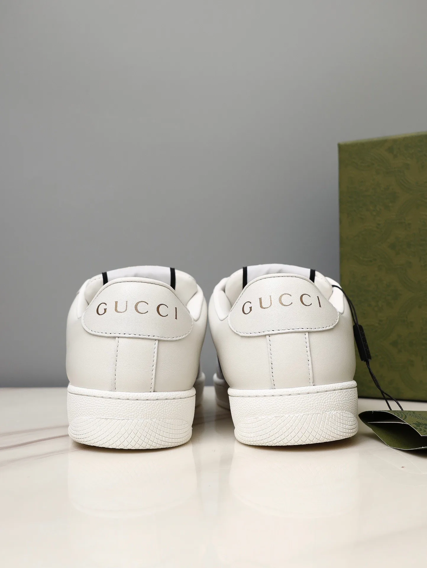 Кроссовки Женские Gucci 13116