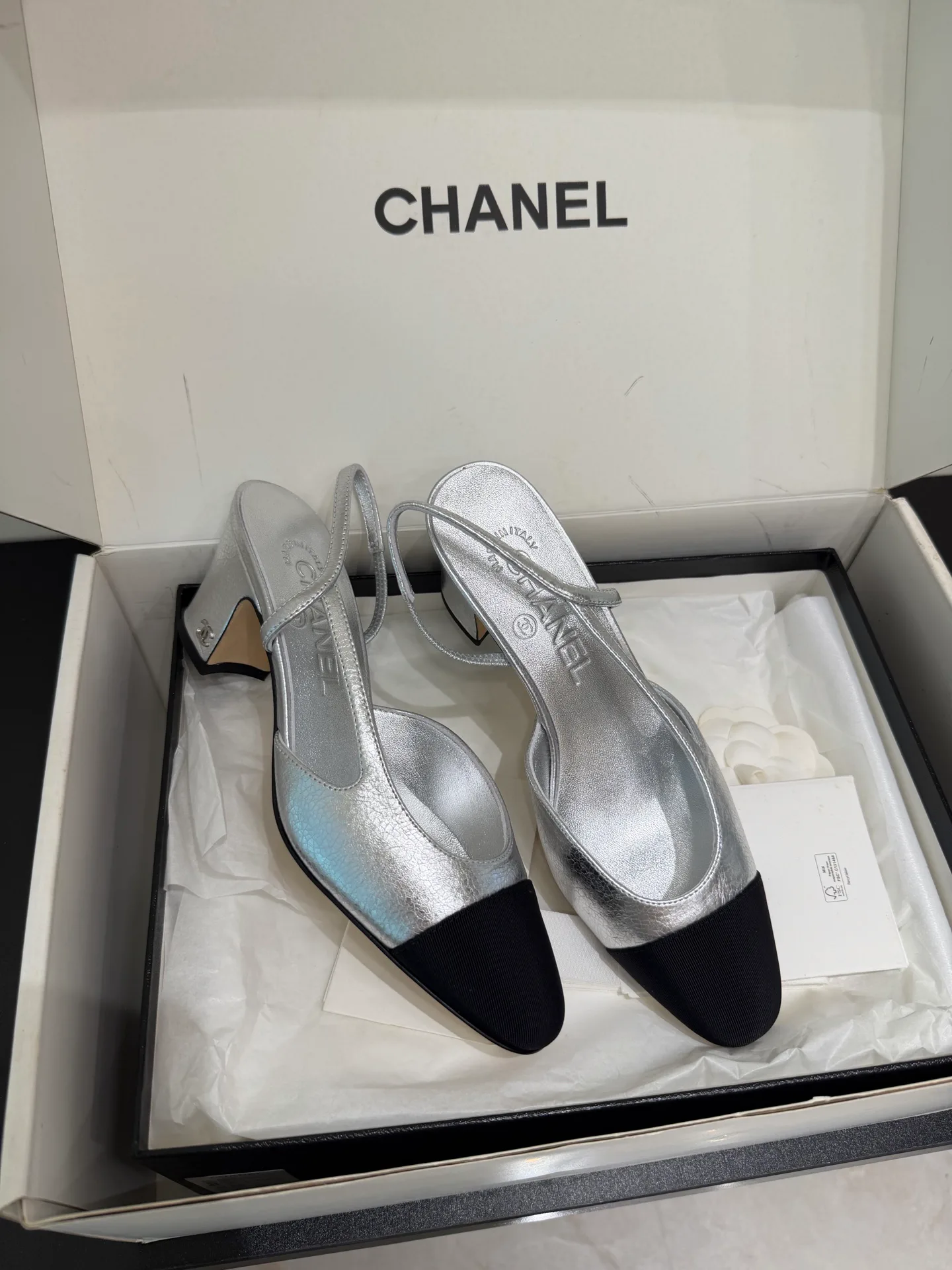 Босоножки Женские Chanel 18080069