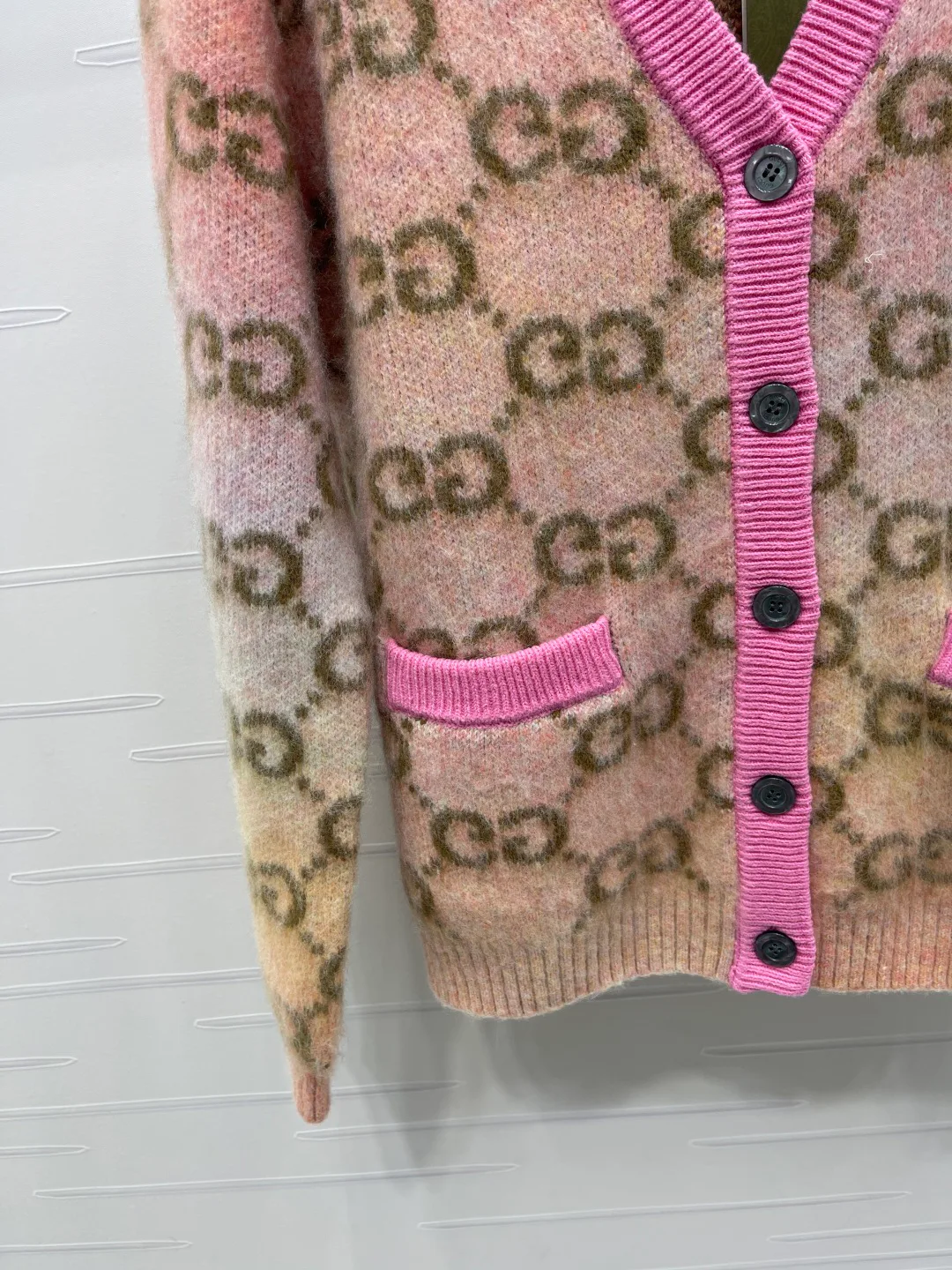 Джемперы И Свитеры Женские Gucci 18437200