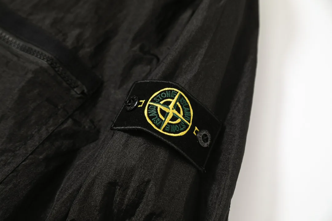 Куртки И Пуховики Мужские Stone Island 11523590