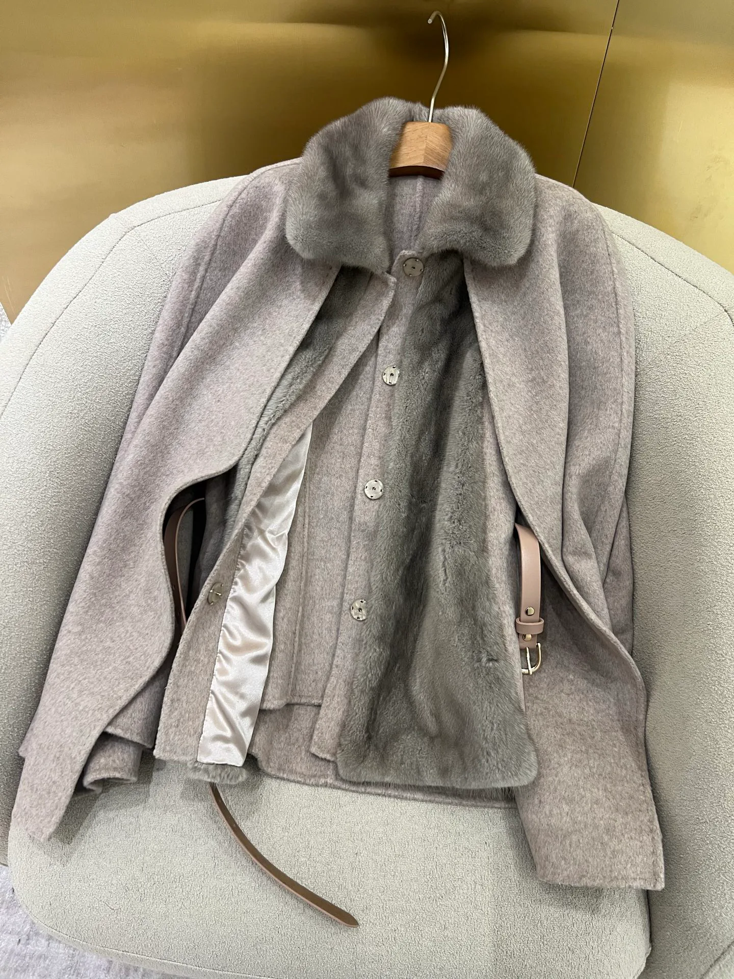 Пальто Женские Loro Piana 19467051