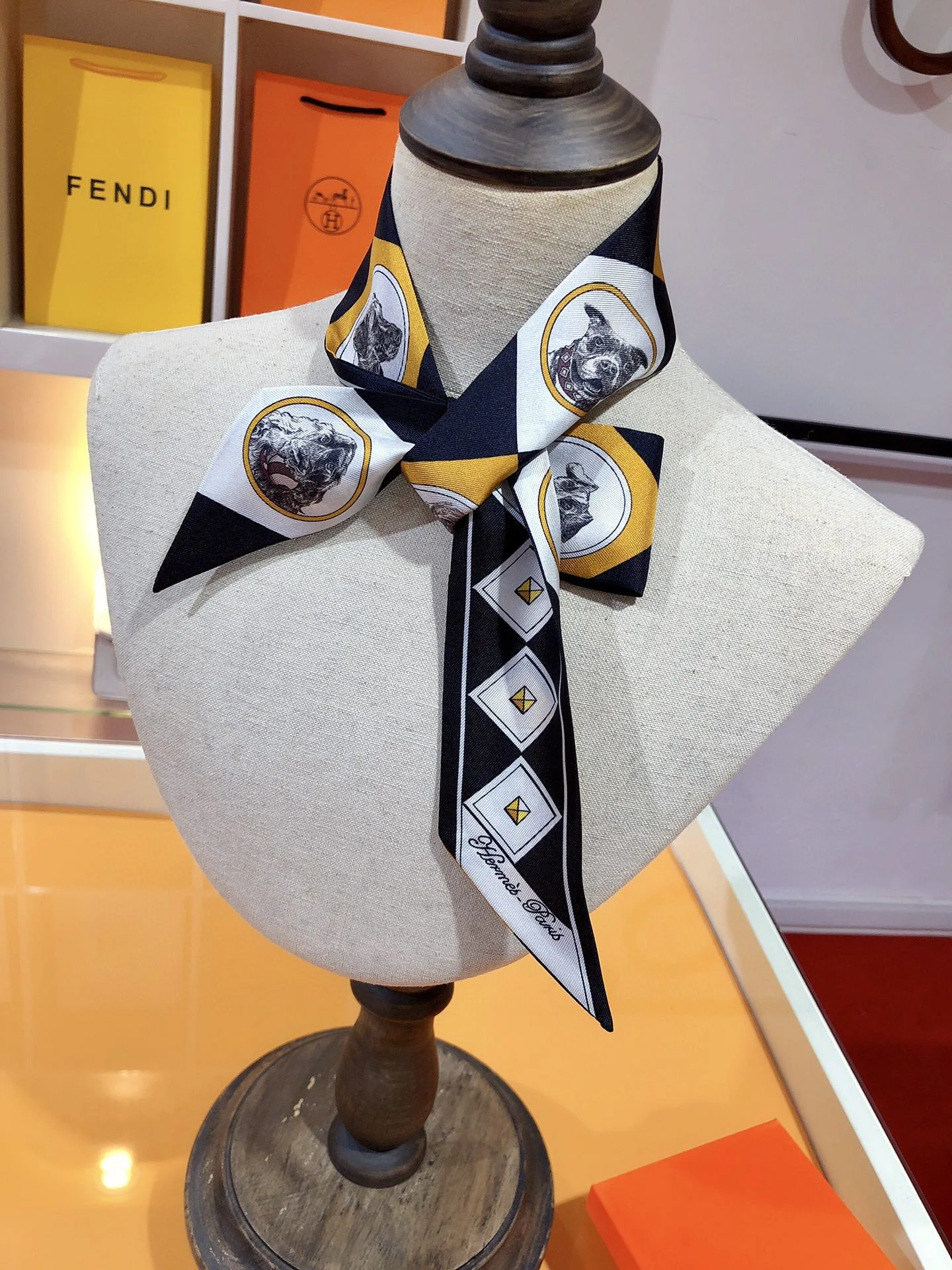 Платки Hermes 13094352