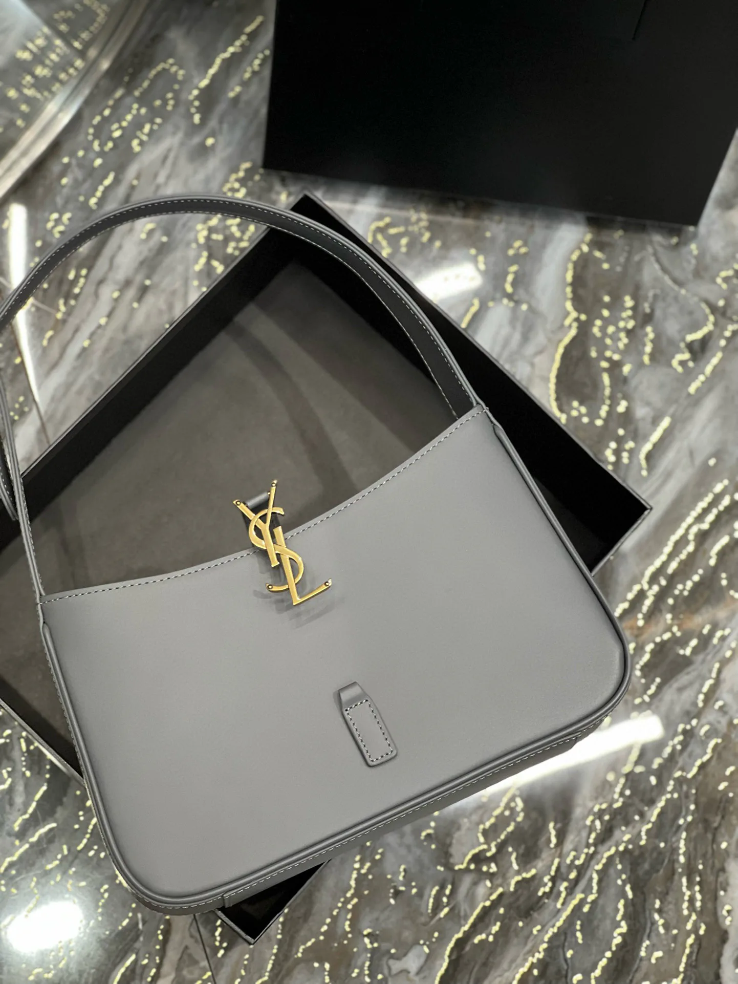 Сумки На Ремне Женские Saint Laurent 5781
