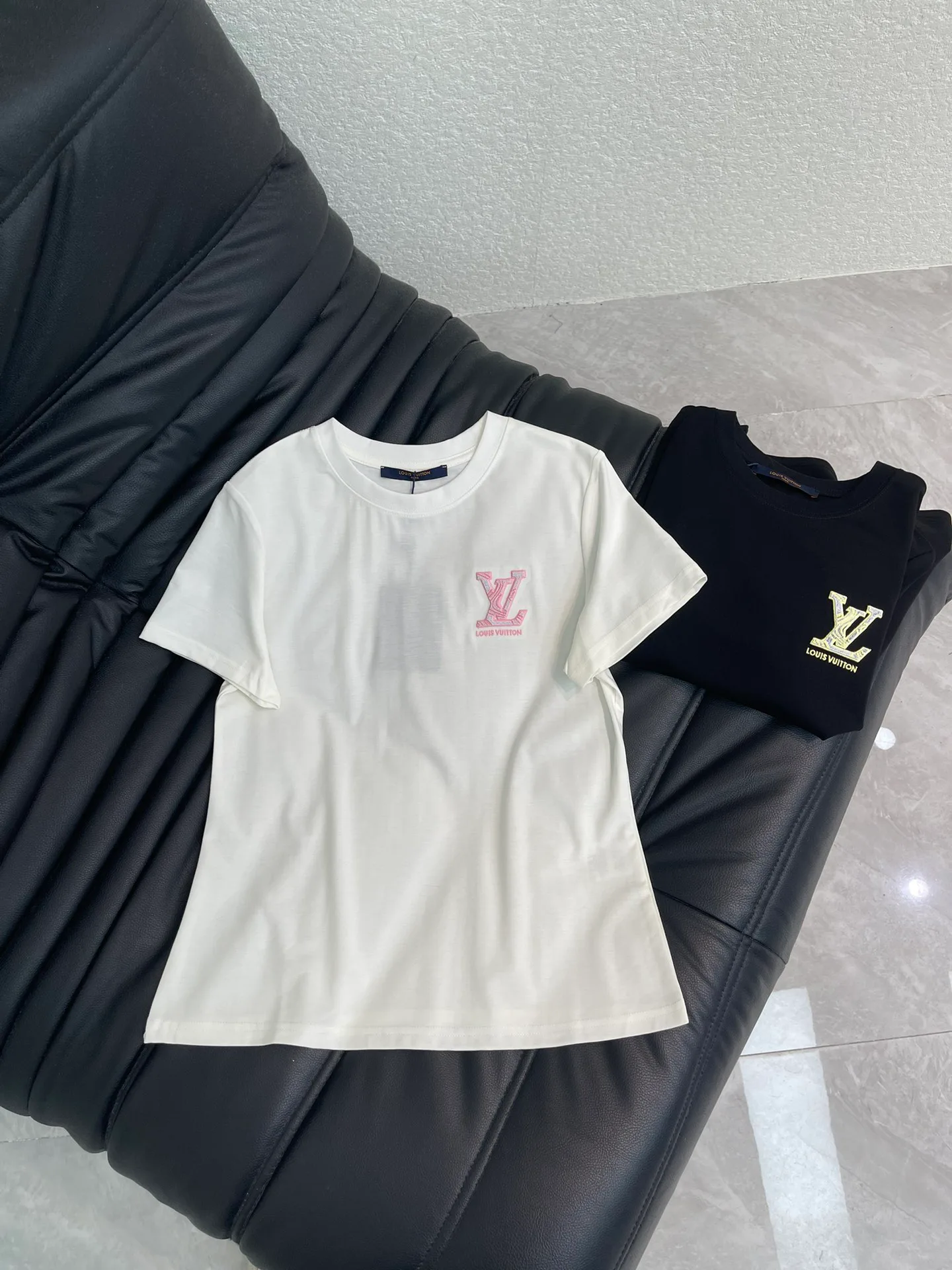 Футболки Женские Louis Vuitton 11340559