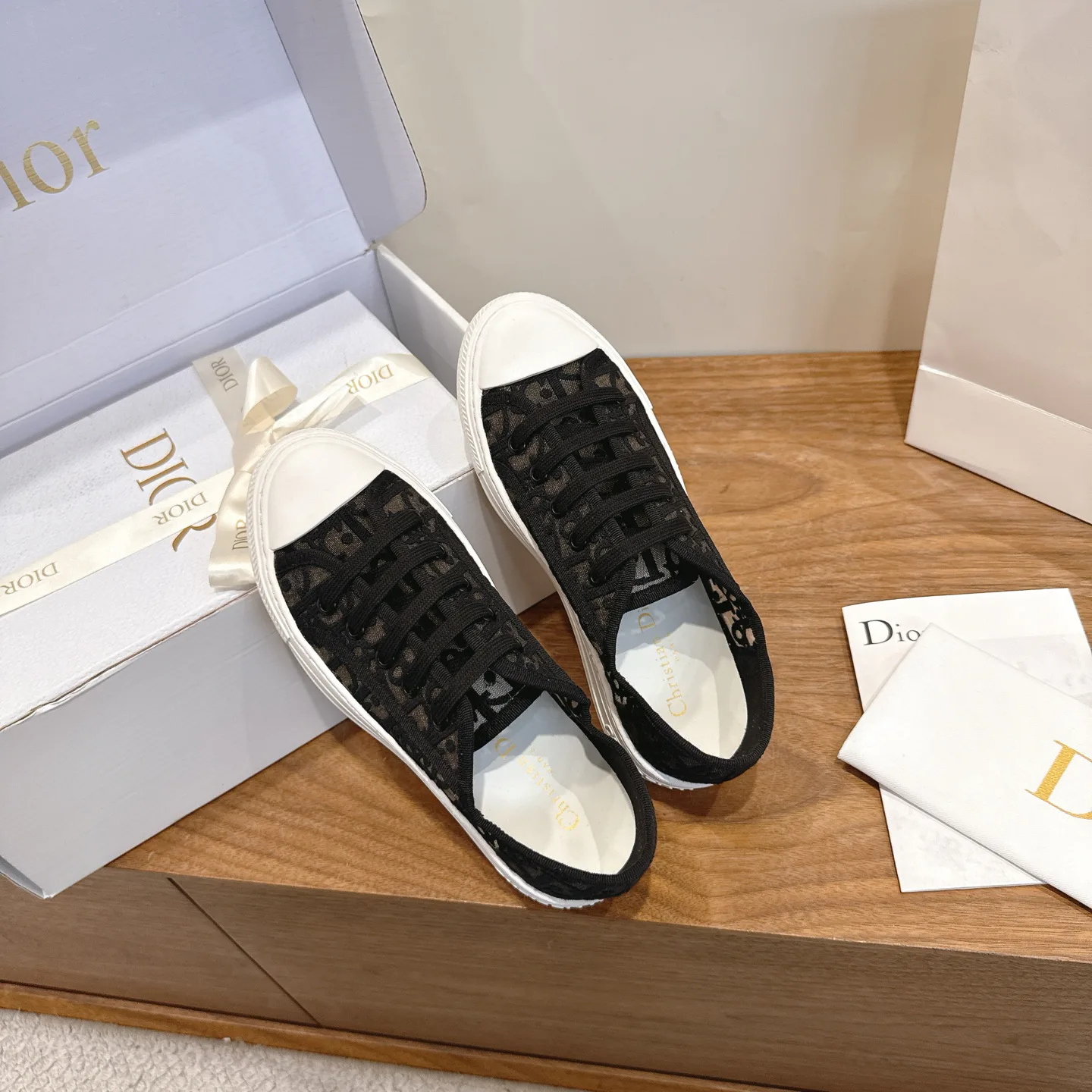 Кроссовки Женские Christian Dior 18083833