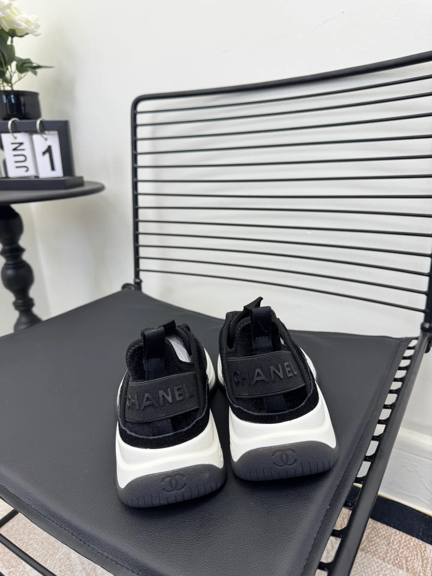 Кроссовки Женские Chanel 11494633