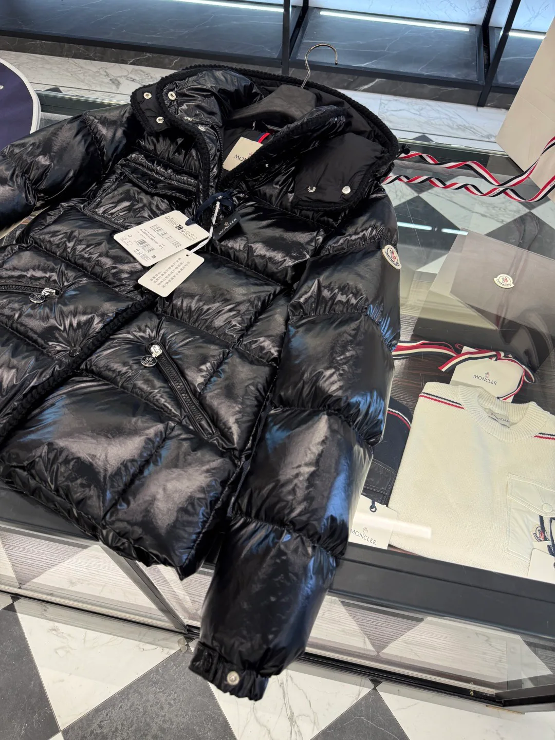 Куртки И Пуховики Женские Moncler 18741300