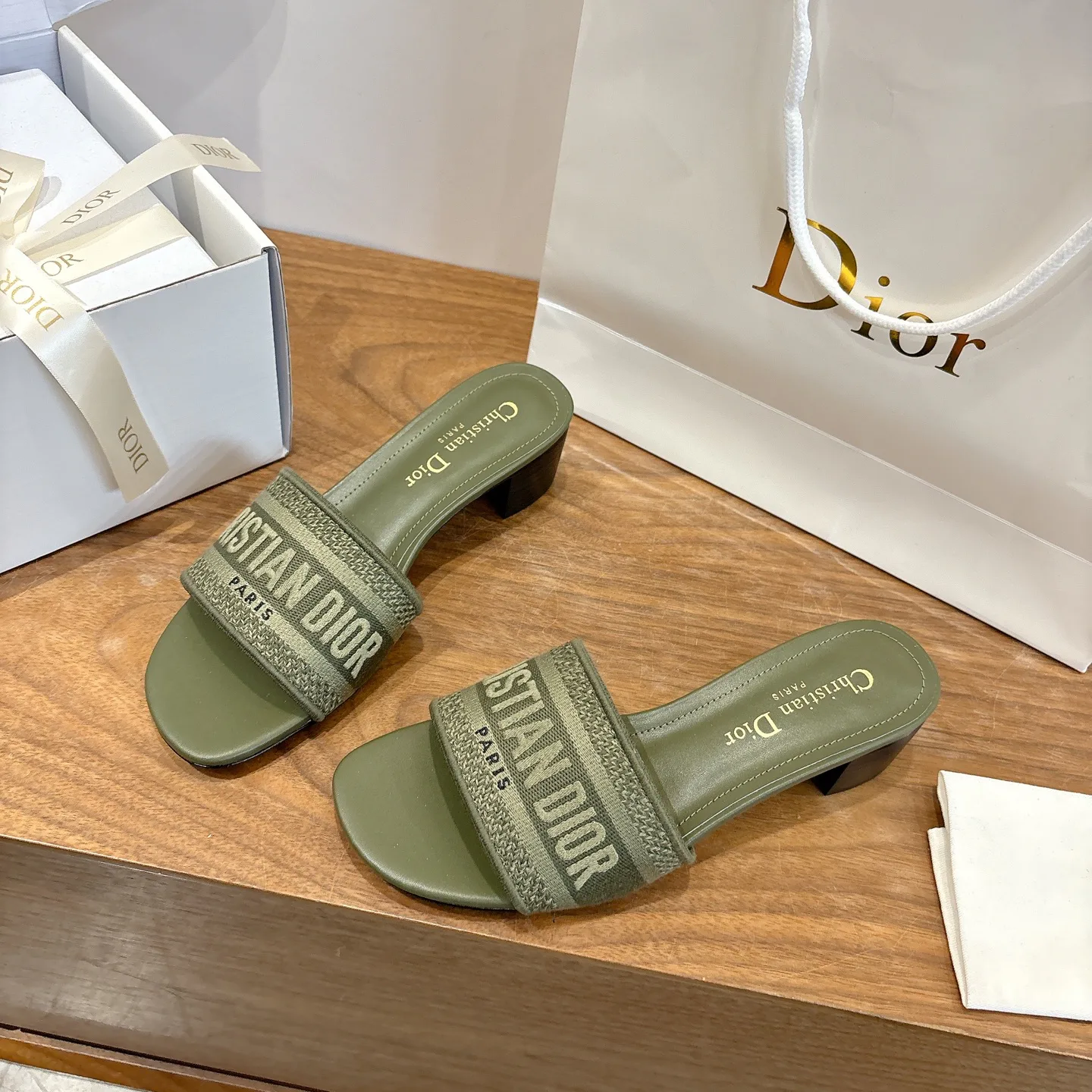 Босоножки Женские Christian Dior 1137309