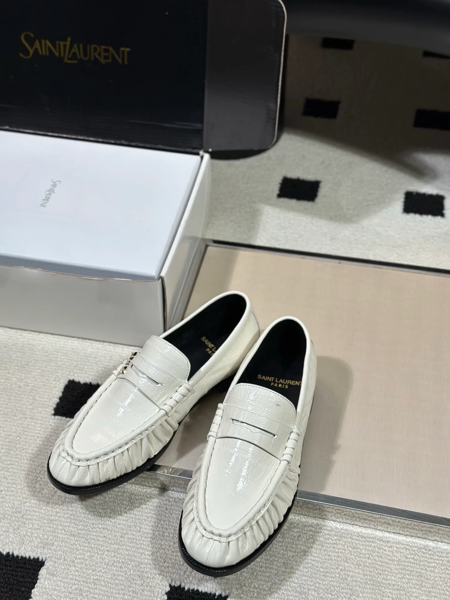 Лоферы И Мокасины Женские Saint Laurent 18041769