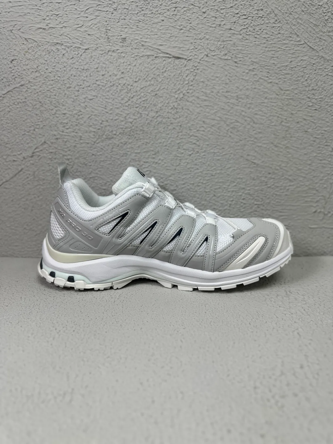 Кроссовки Женские Salomon 17962176