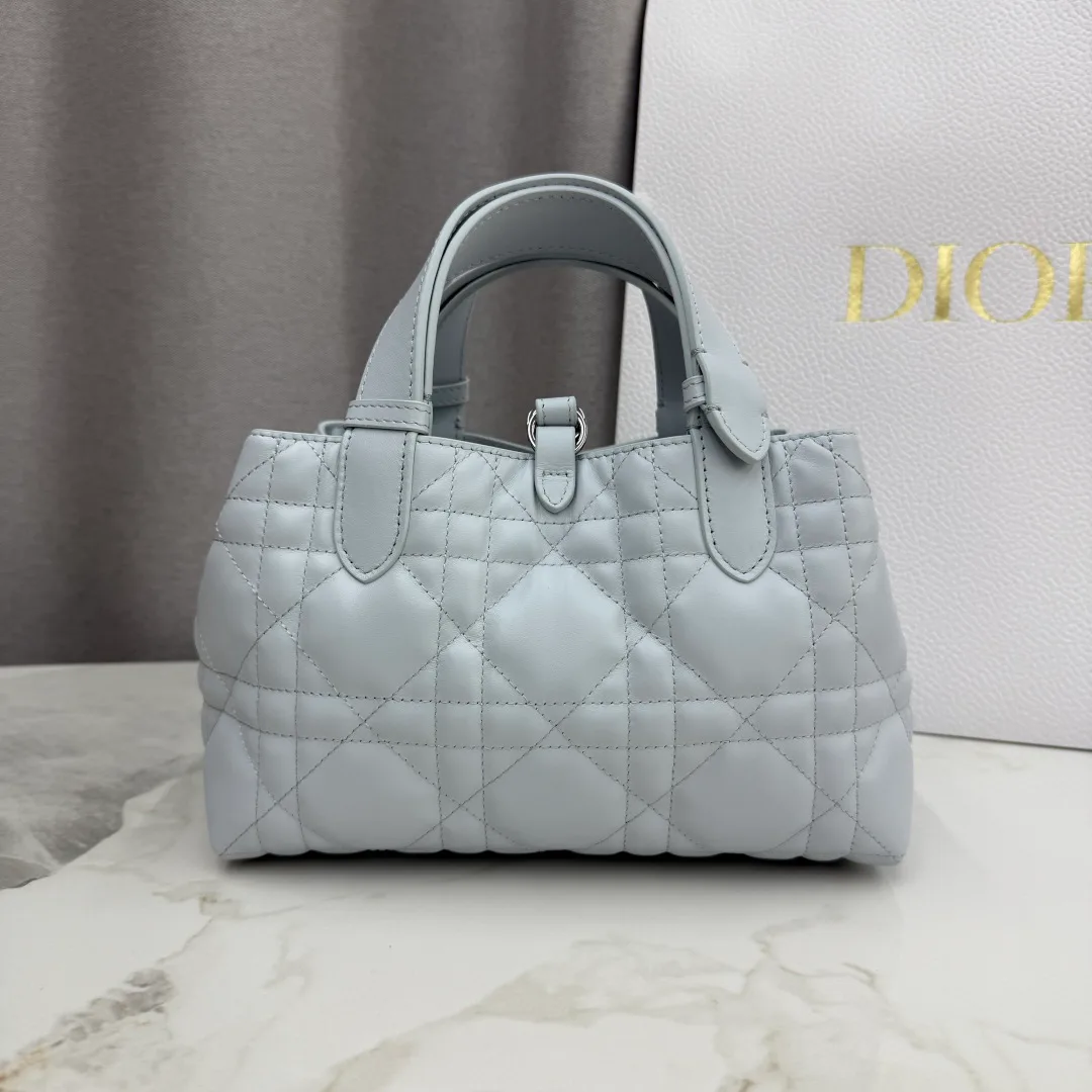 Классические Сумки Женские Christian Dior 11905827