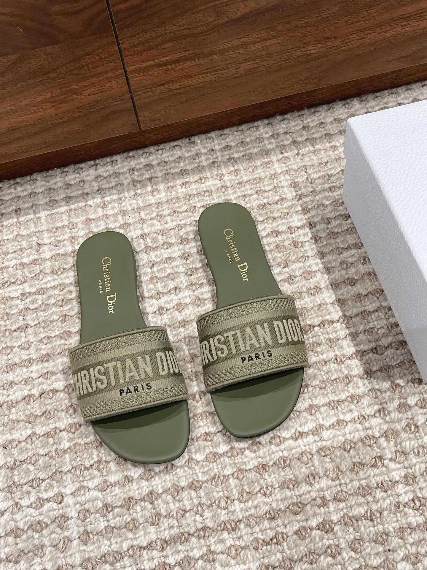 Шлепанцы Женские Christian Dior 11600075