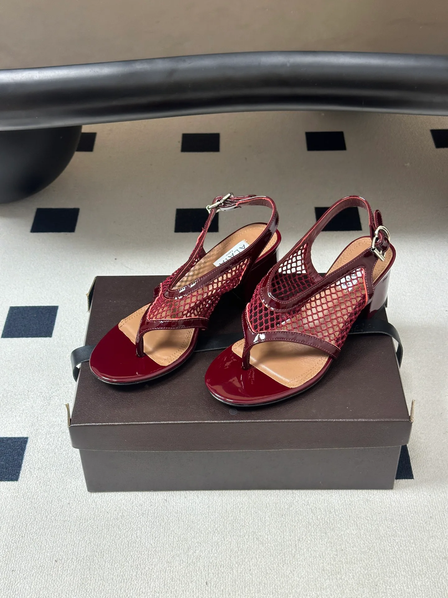 Босоножки Женские Alaia 17338425
