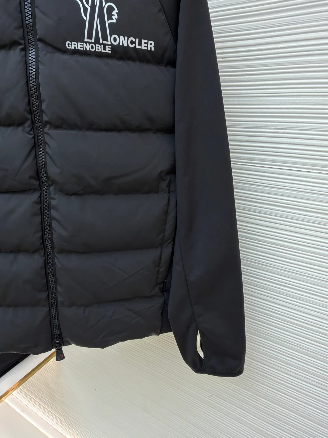 Куртки И Пуховики Мужские Moncler 8973499