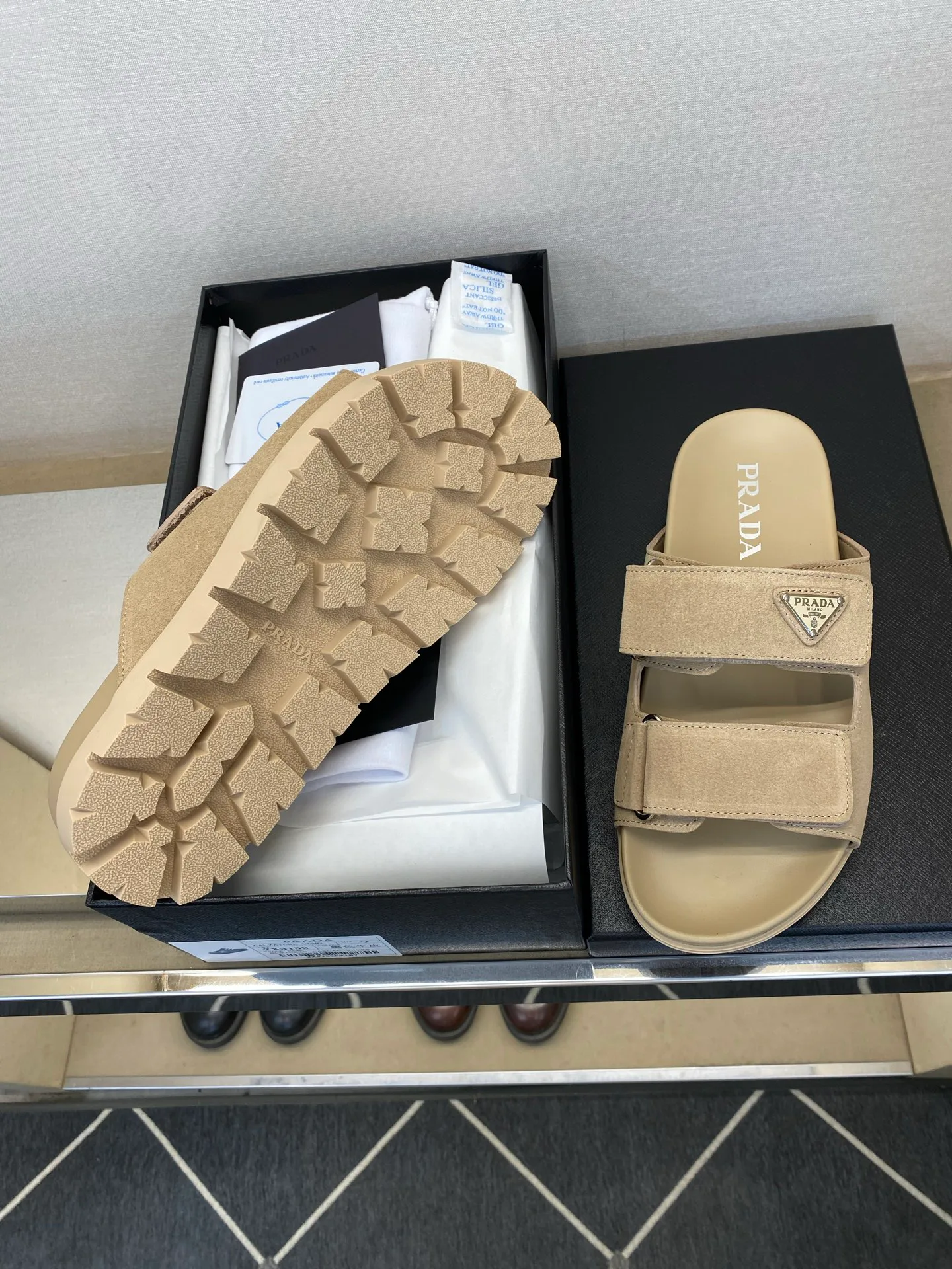 Шлепанцы Мужские Prada 15326409