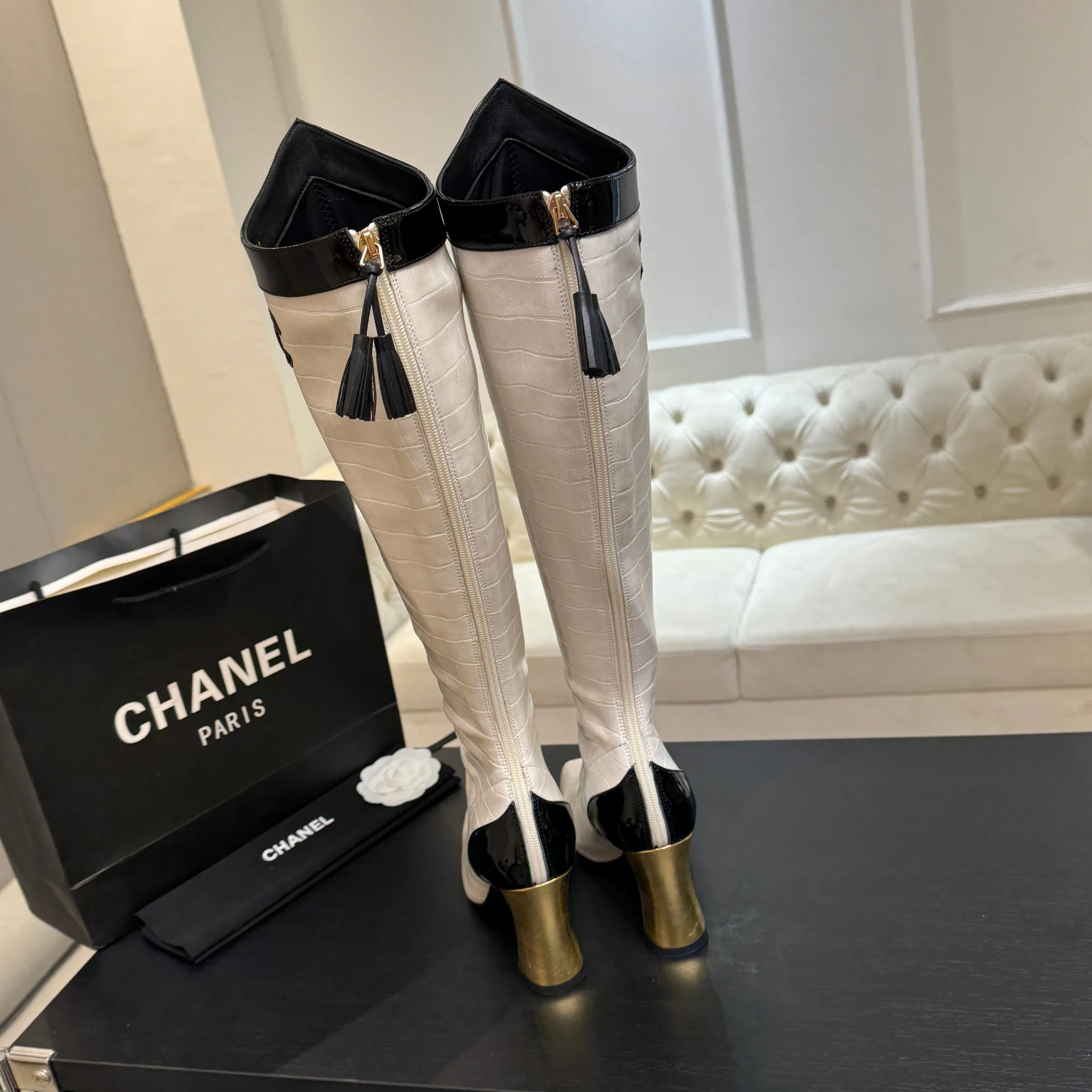 Сапоги Женские Chanel 17900009