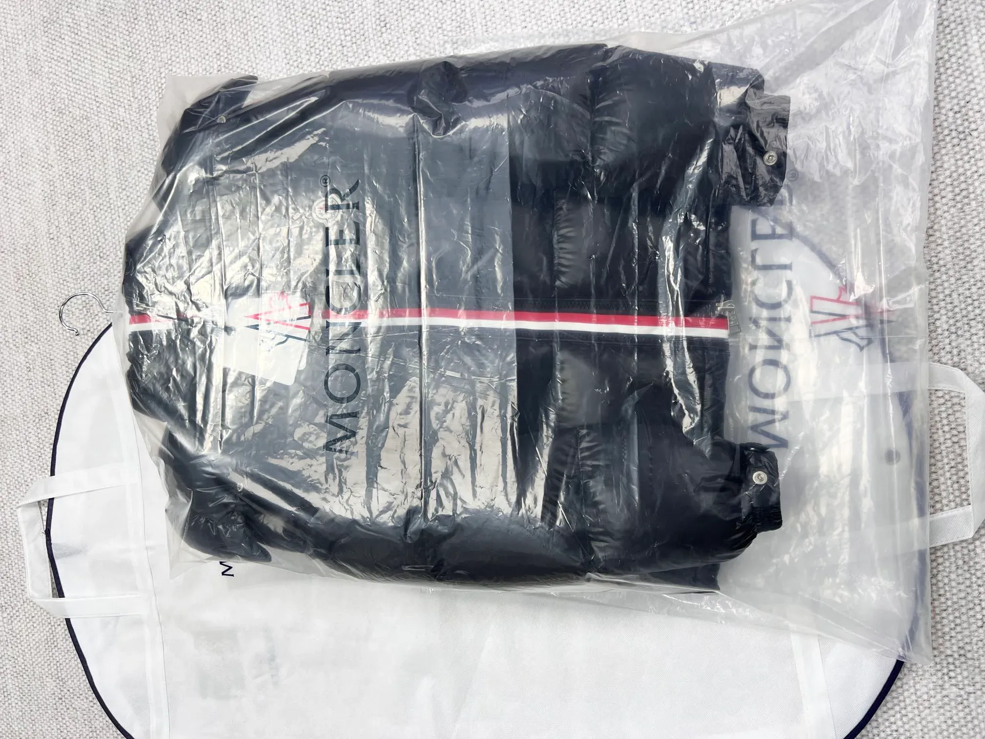 Куртки И Пуховики Женские Moncler 4627471