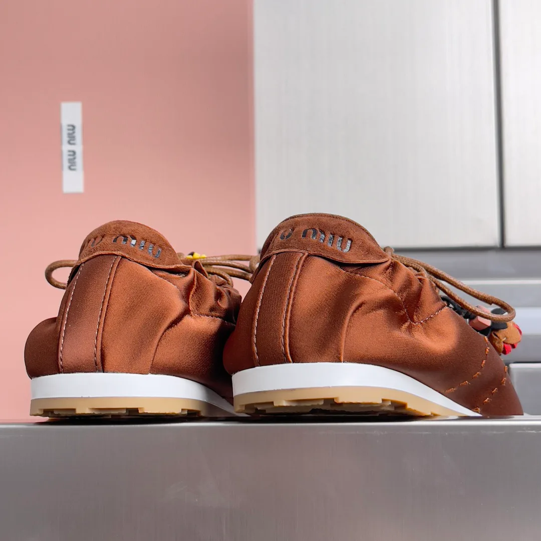 Кроссовки Женские Miu Miu 1020110