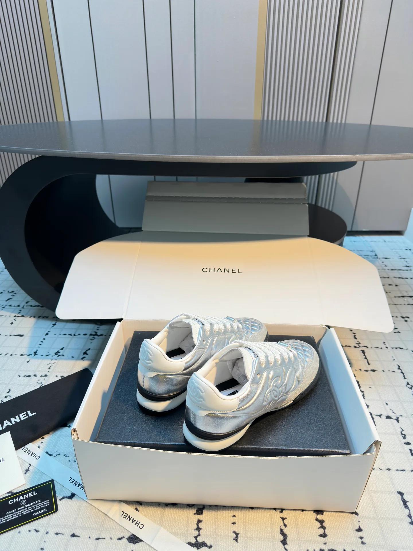 Кроссовки Женские Chanel 10468550