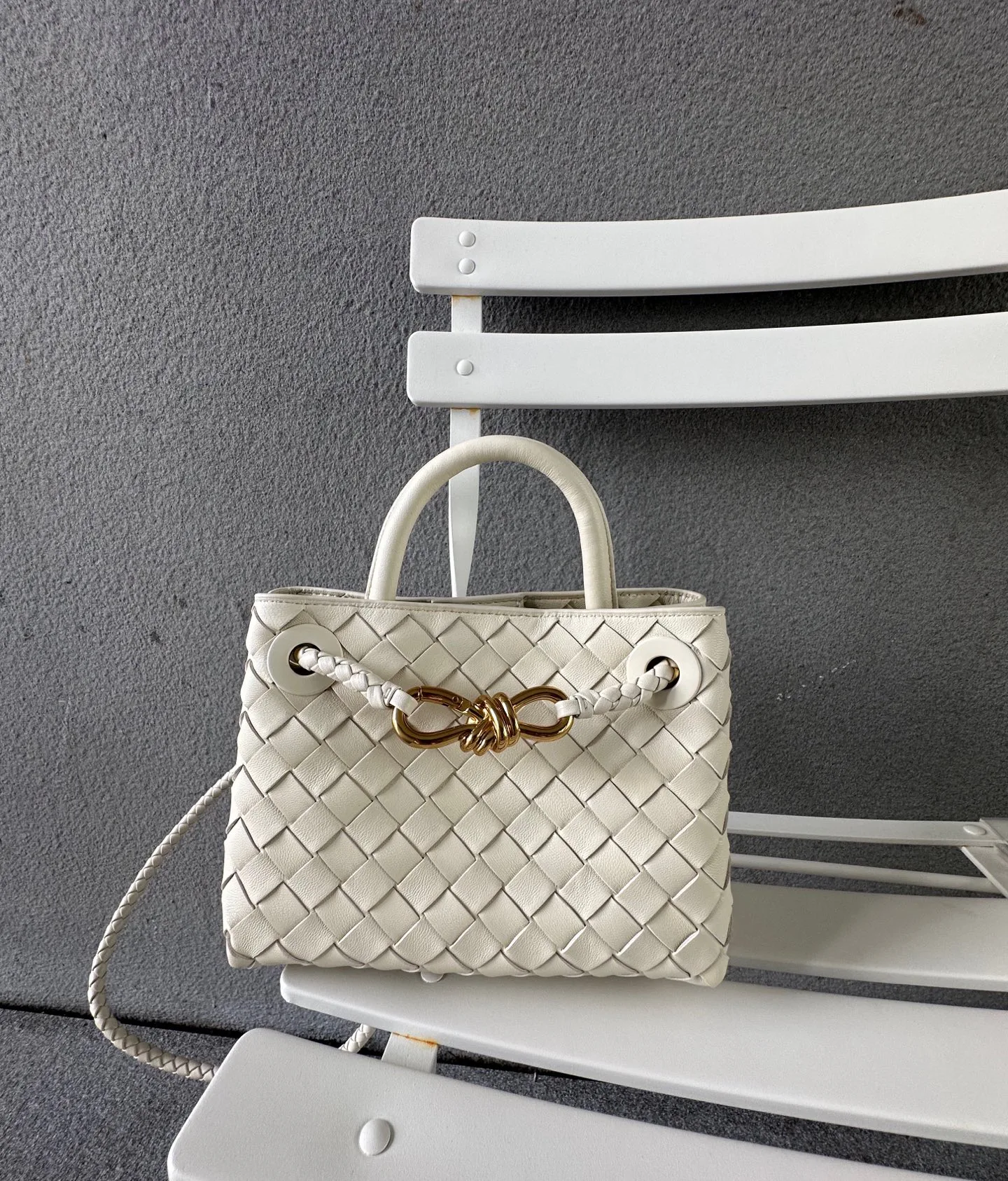 Классические Сумки Женские Bottega Veneta 16940512