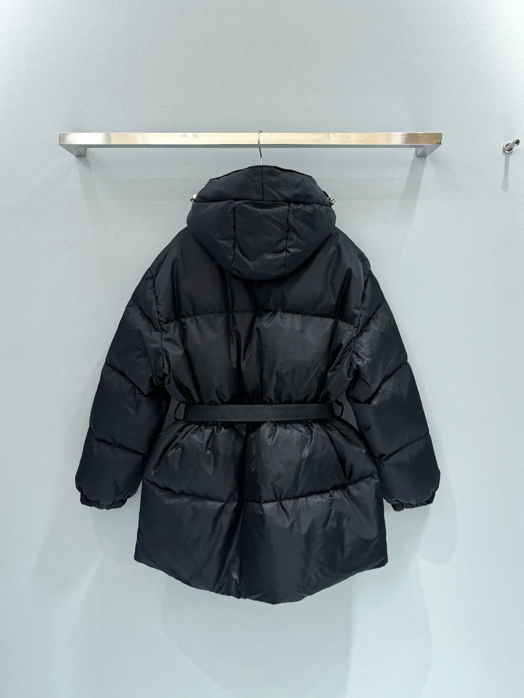 Куртки И Пуховики Женские Prada 19341863