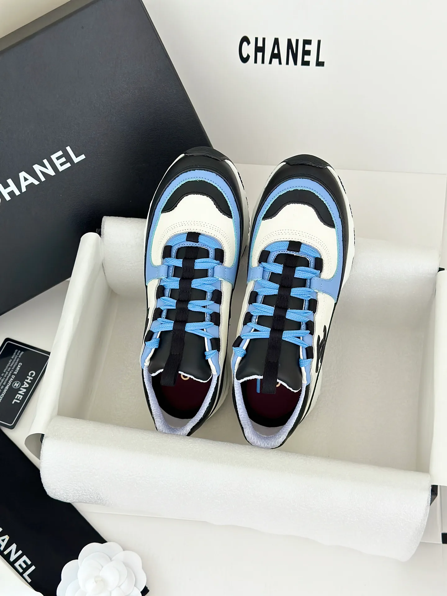 Кроссовки Женские Chanel 18764953