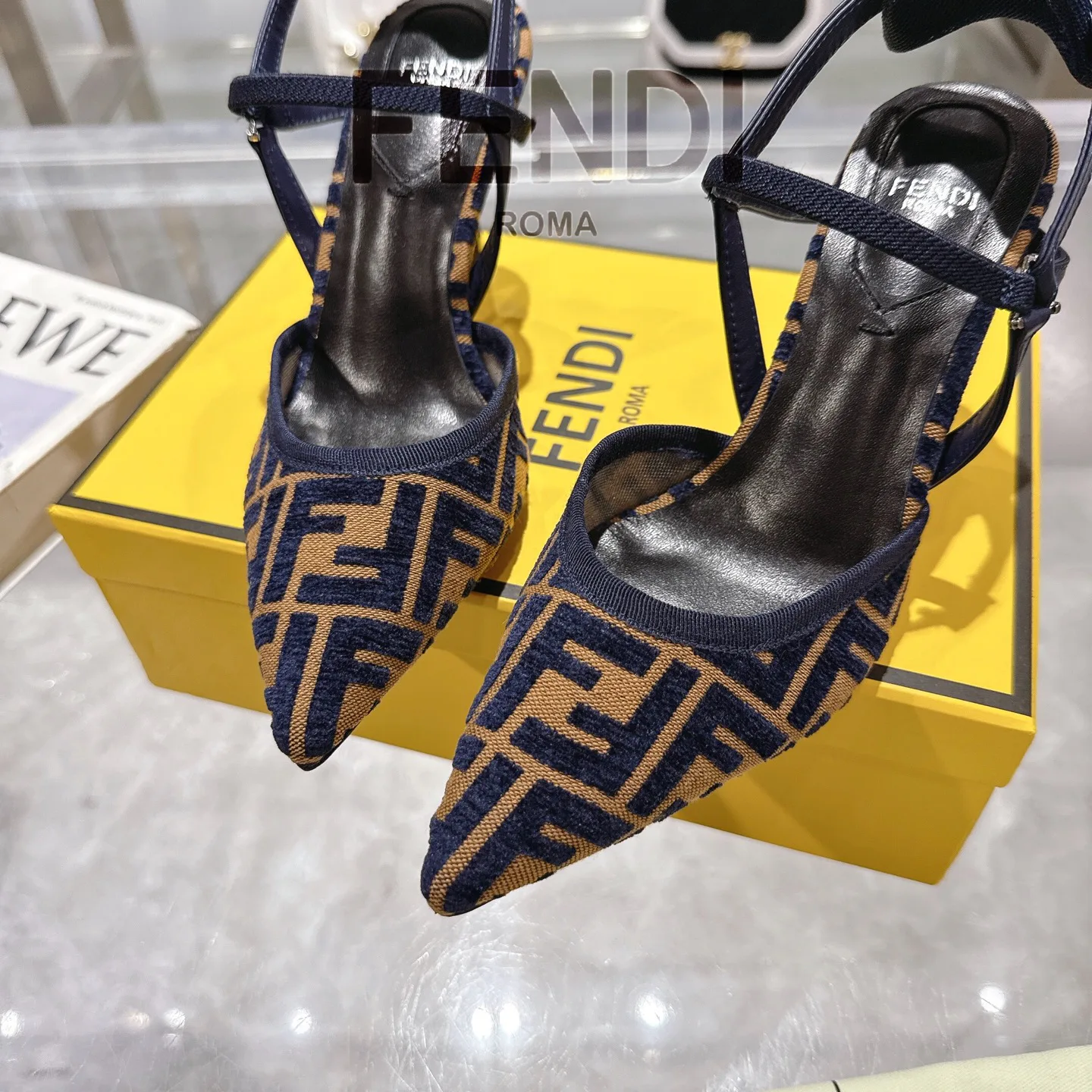 Туфли Женские Fendi 11171233