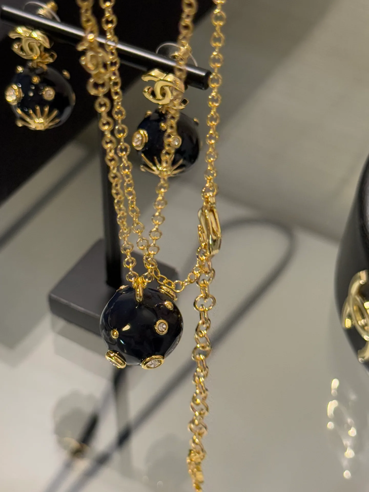 Бижутерия Chanel 13115136