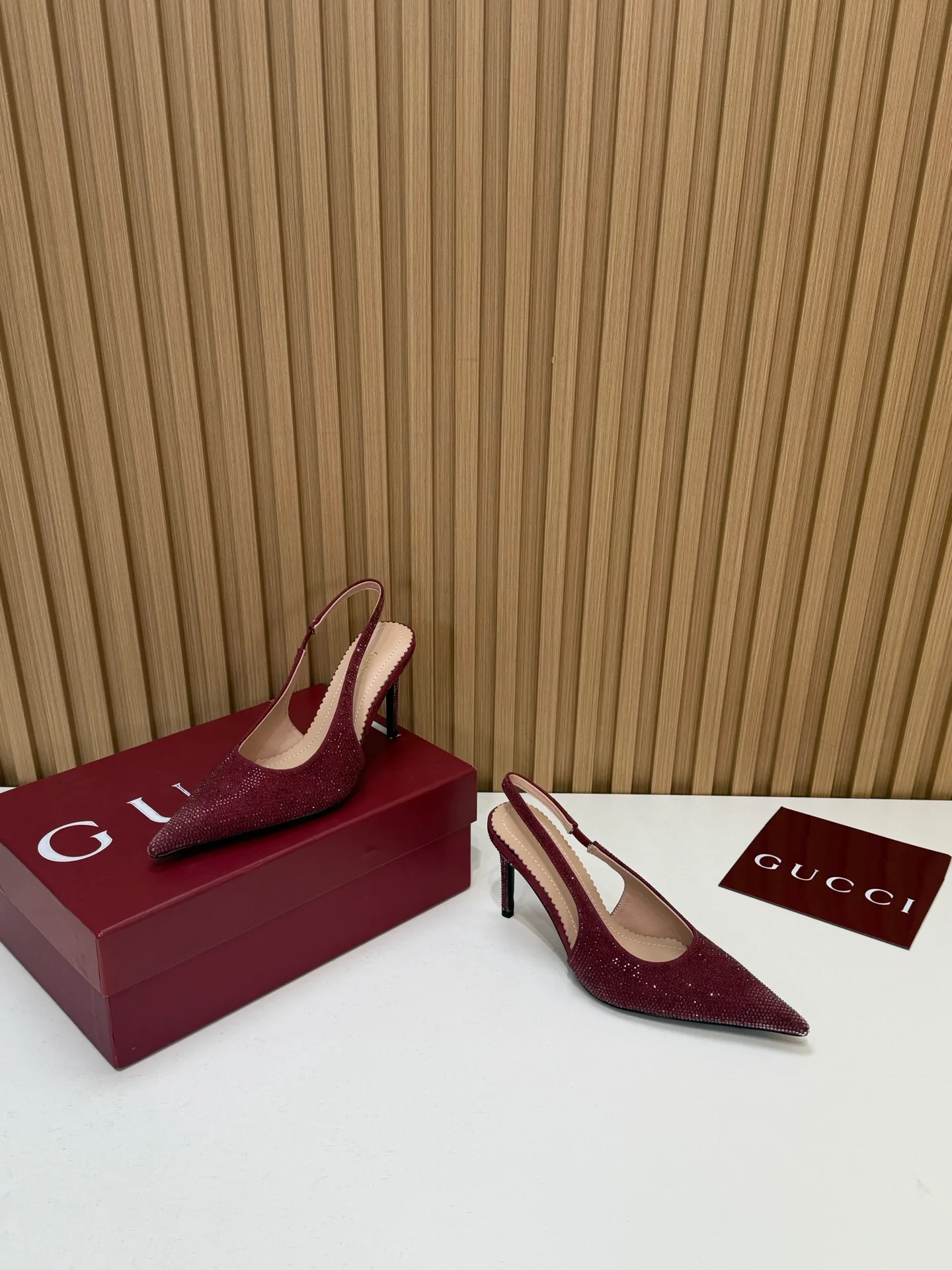 Туфли Женские Gucci 18676785