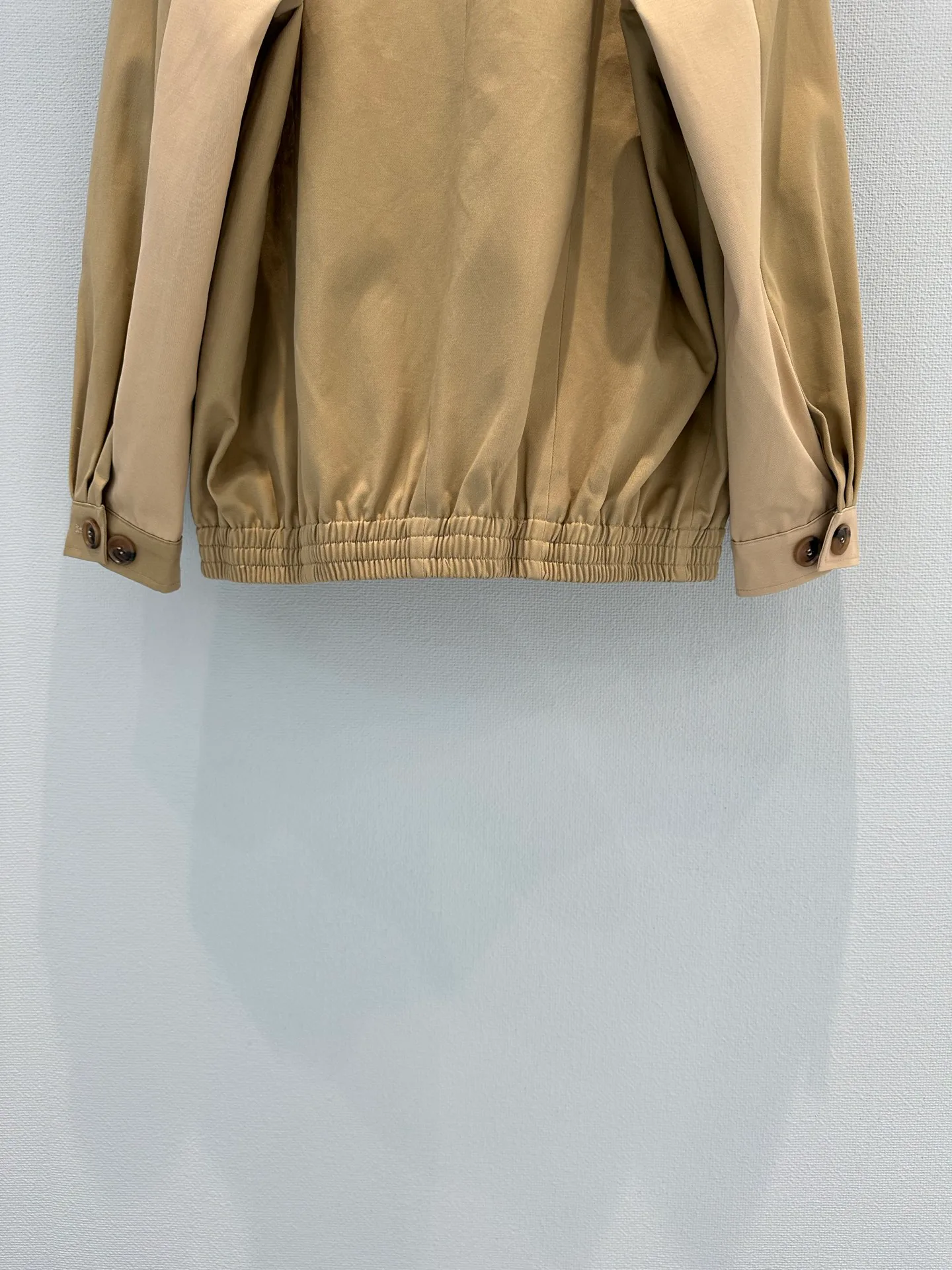Куртки И Пуховики Женские Miu Miu 18714492