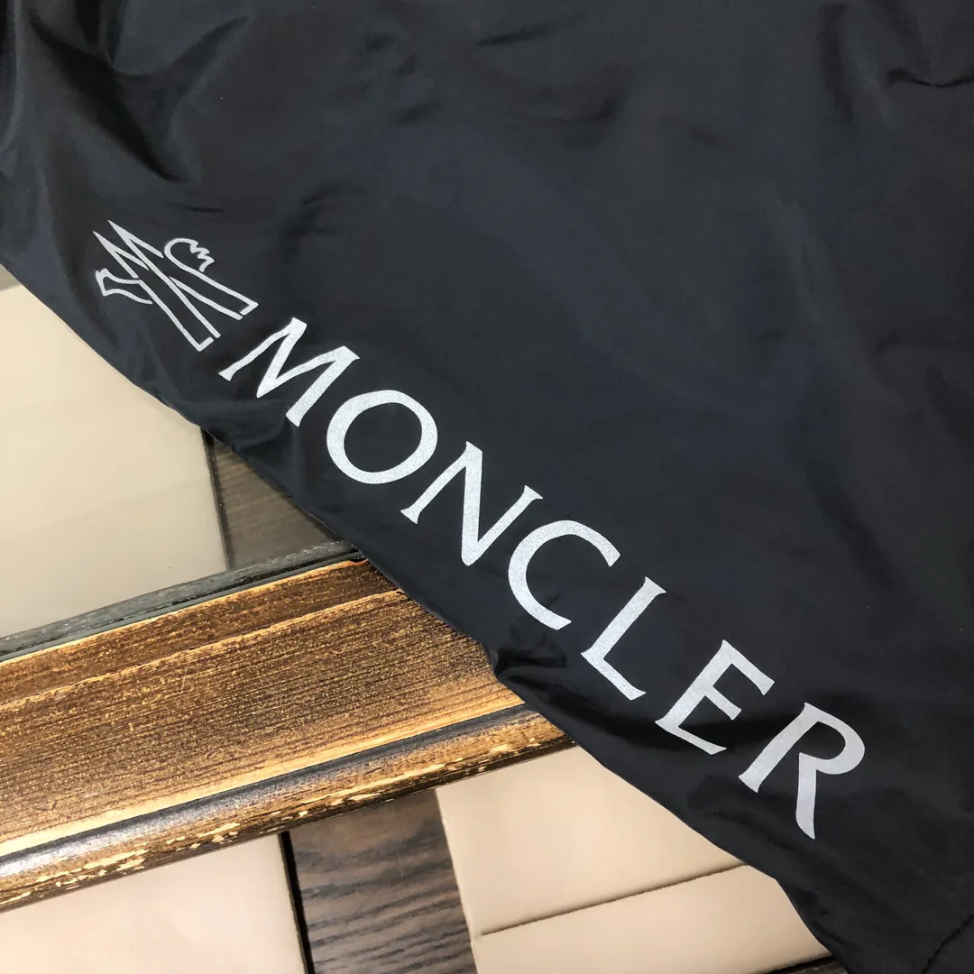 Шорты Мужские Moncler 9599108