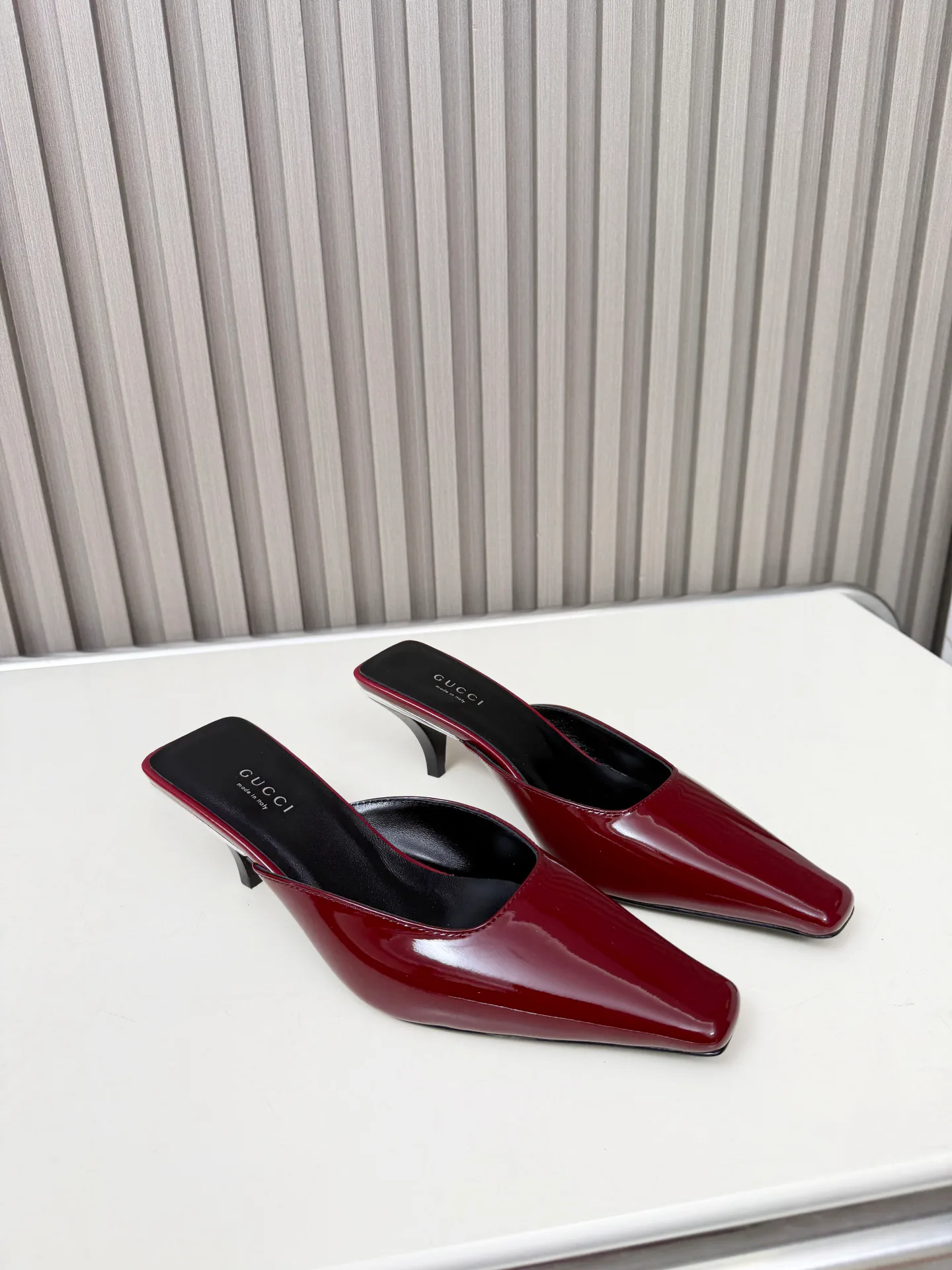 Туфли Женские Gucci 755740