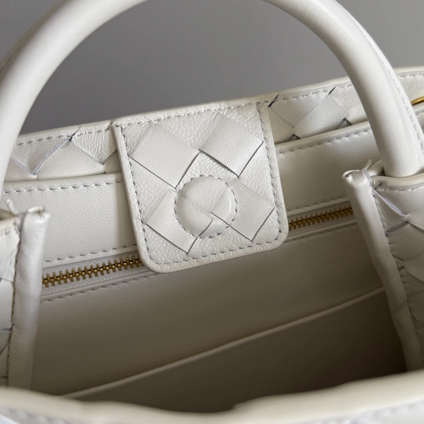 Классические Сумки Женские Bottega Veneta 17934587