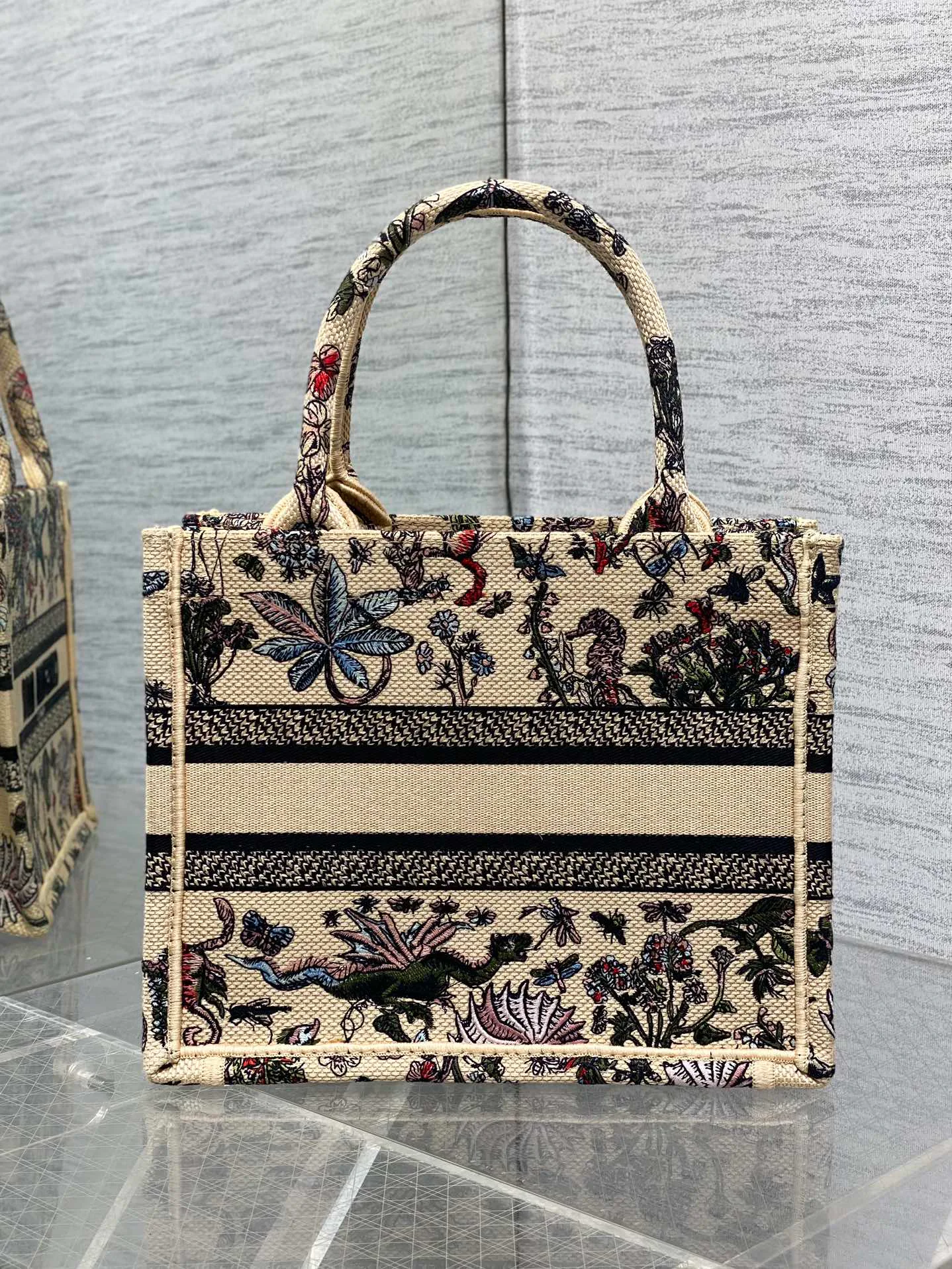 Классические Сумки Женские Christian Dior 13227184