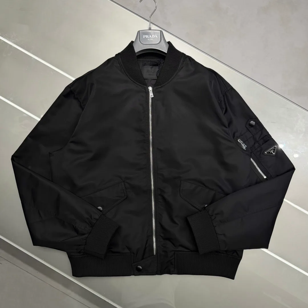 Куртки И Пуховики Мужские Prada 17454831