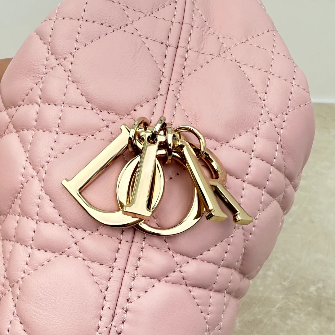 Классические Сумки Женские Christian Dior 18116292