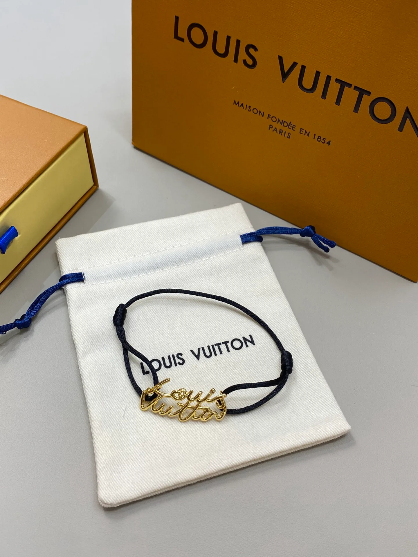 Бижутерия Louis Vuitton 3972910